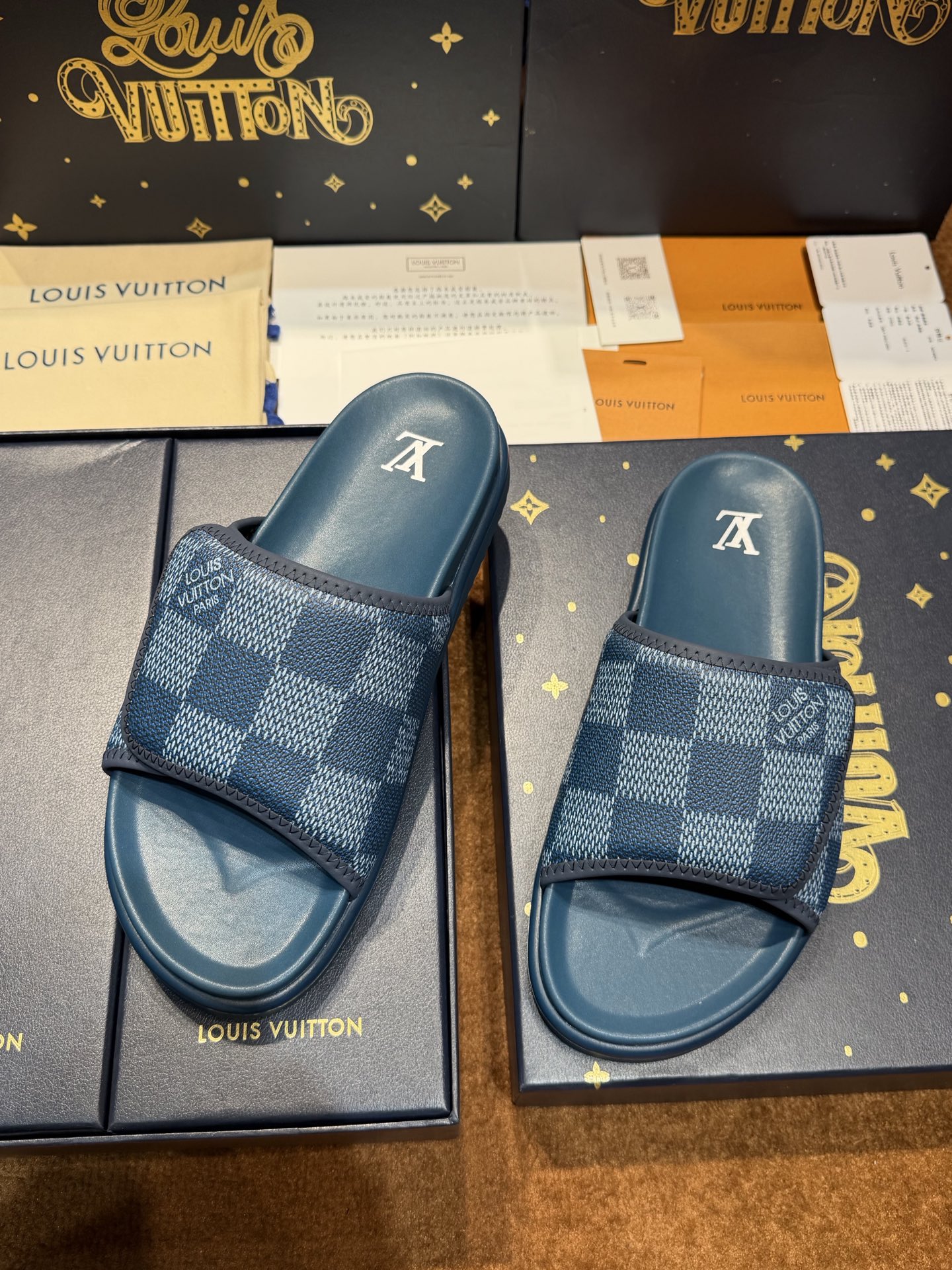 루이비통 신발 155435 Louis Vuitton Sandals 상세 이미지 4