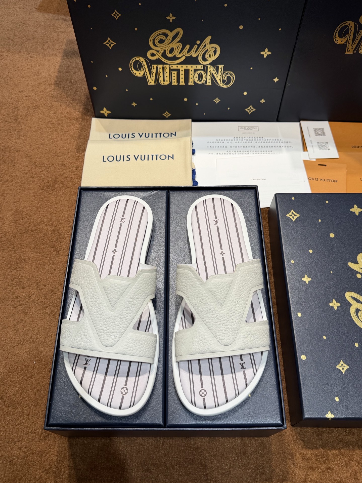 루이비통 신발 155430 Louis Vuitton Sandals 상세 이미지 2