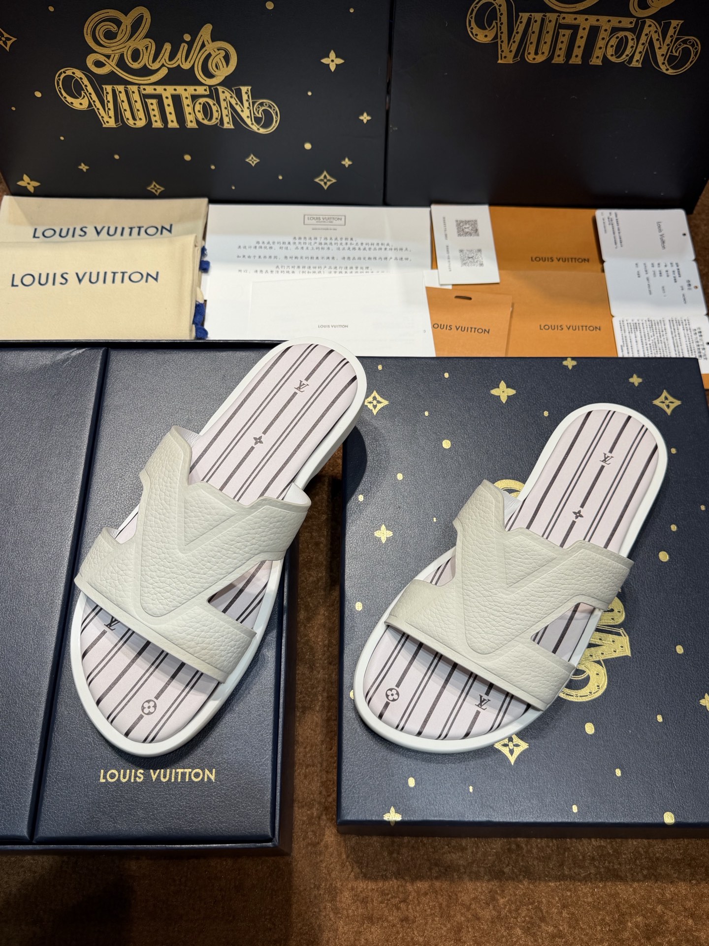 루이비통 신발 155430 Louis Vuitton Sandals 상세 이미지 4