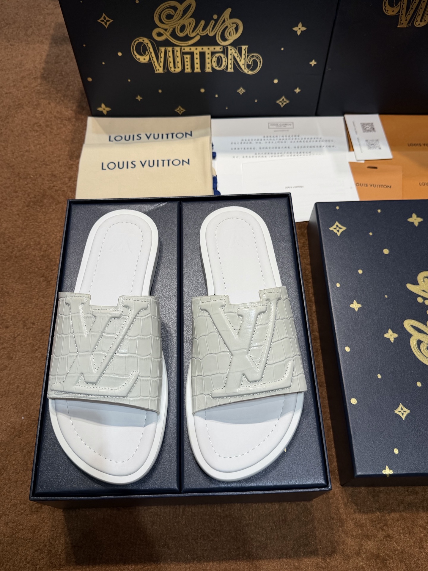 루이비통 신발 155427 Louis Vuitton Sandals 상세 이미지 2
