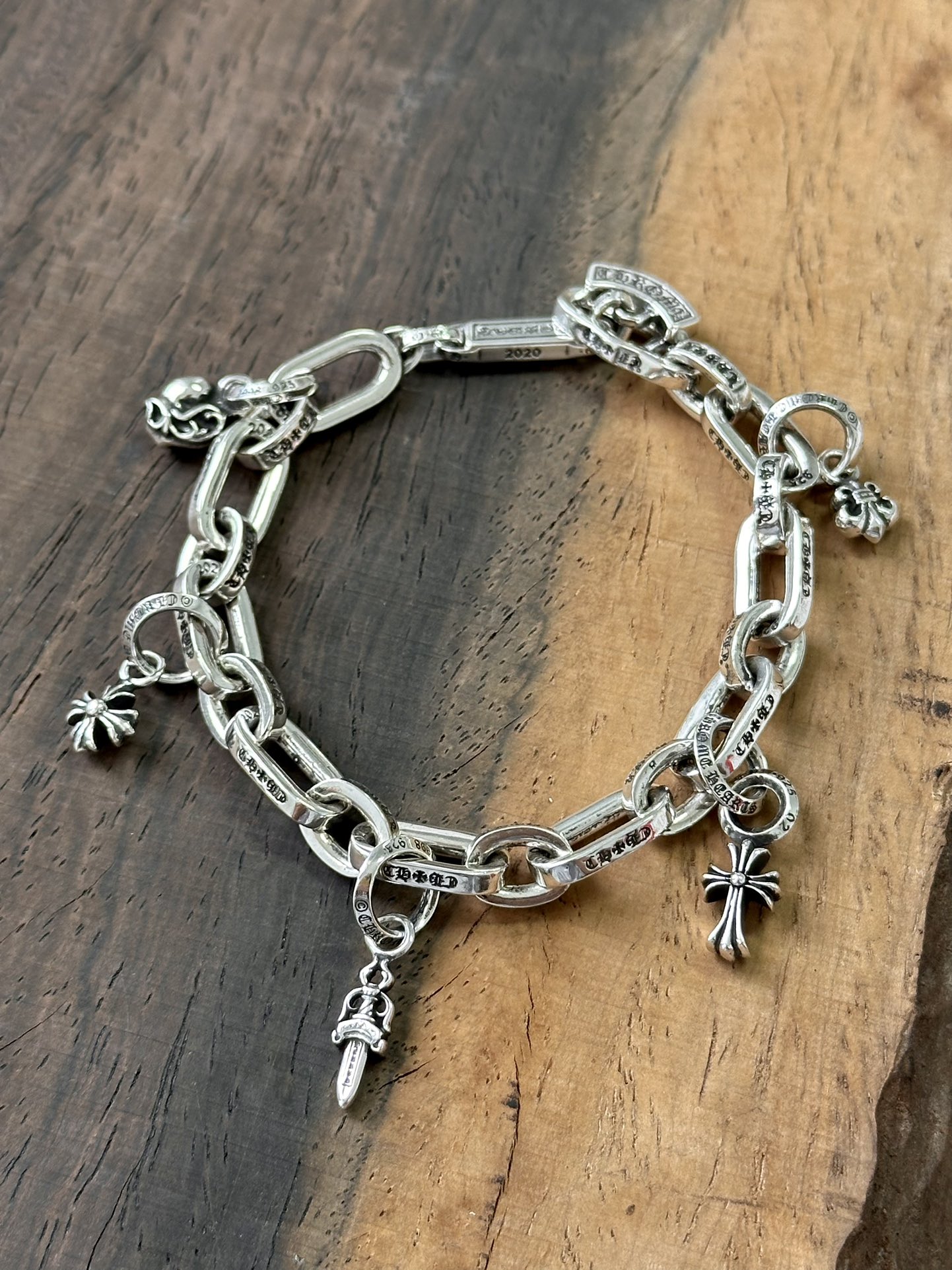 Bracelets & Bangles