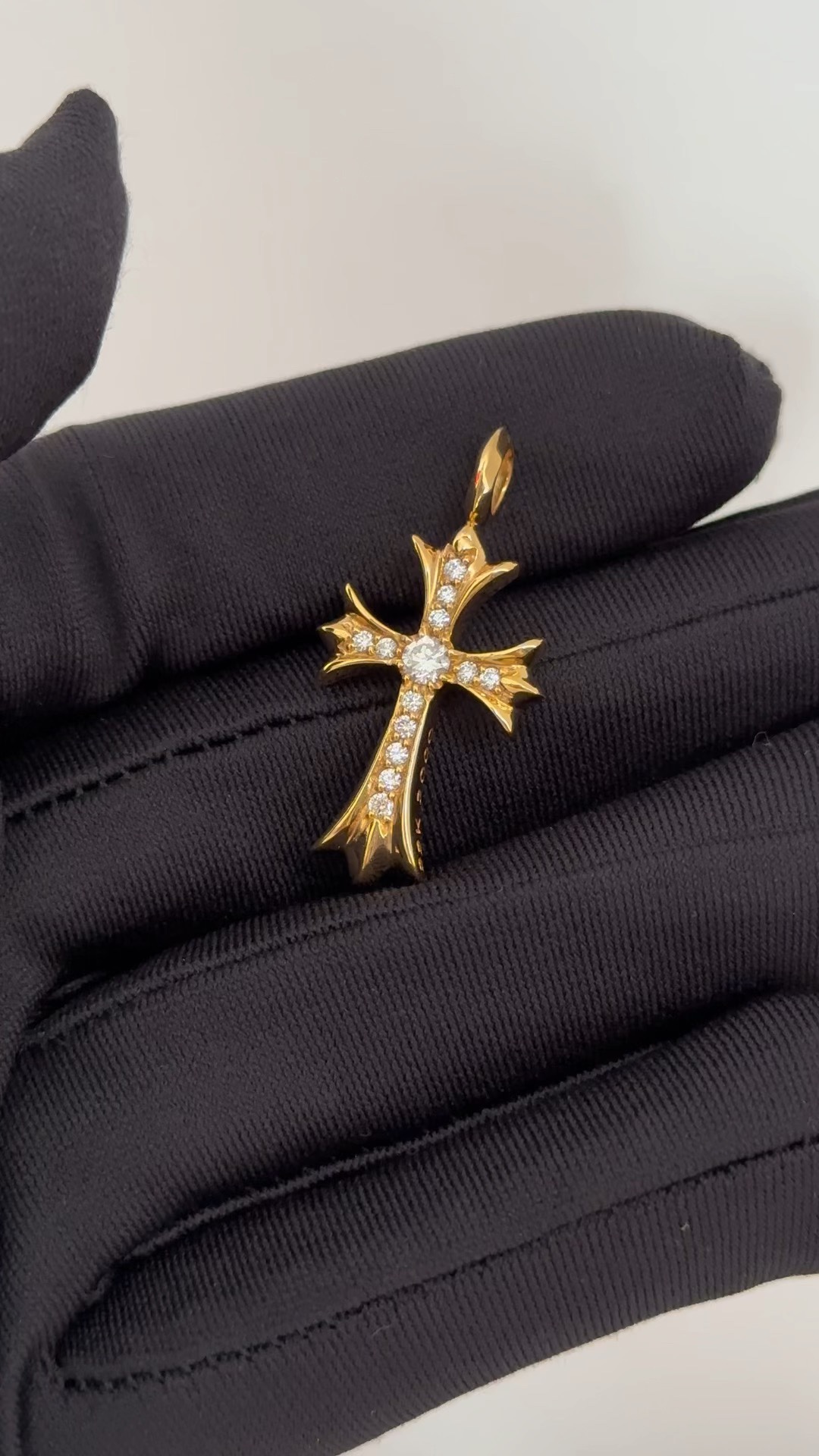 Gold-plated custom with diamond setting