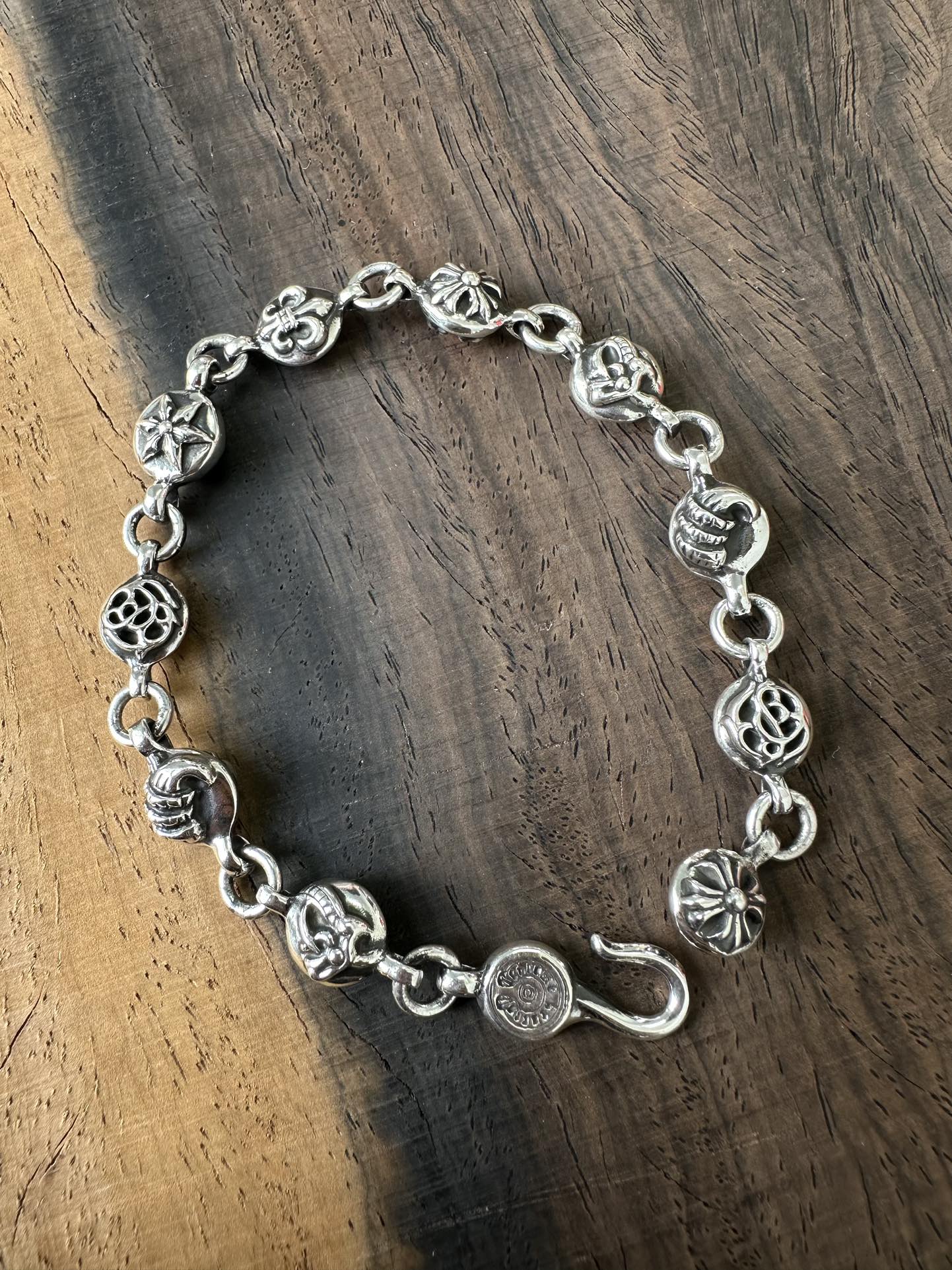 Bracelets & Bangles