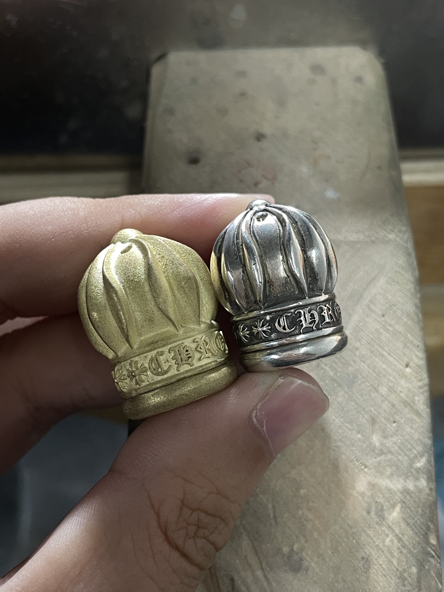 Production process: specific accessories.