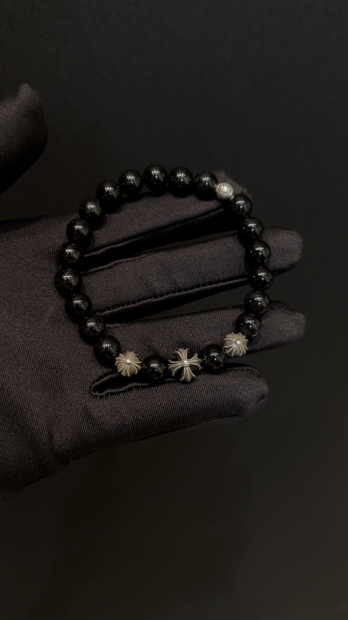 Silver bead bracelet