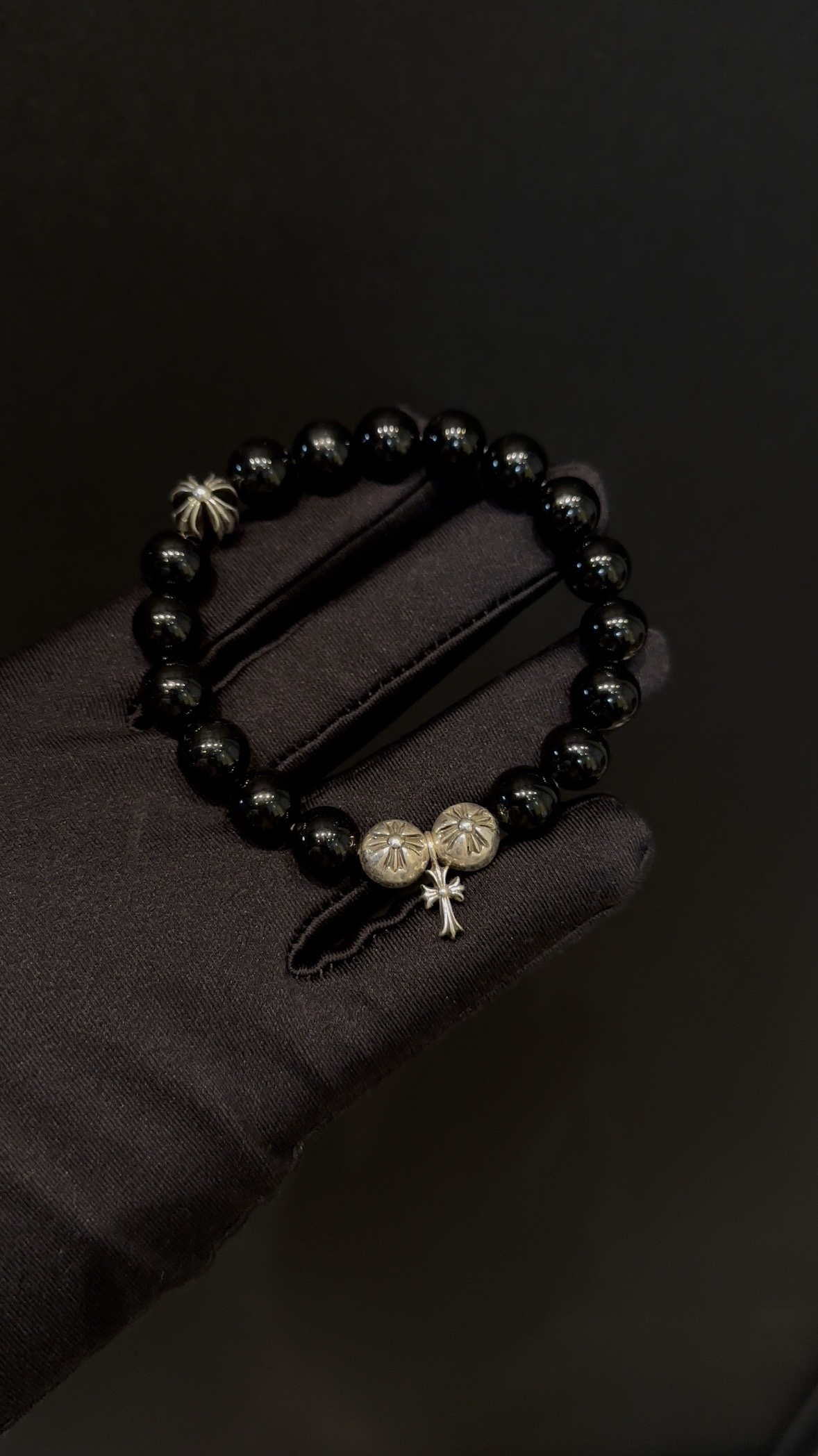 Silver bead bracelet