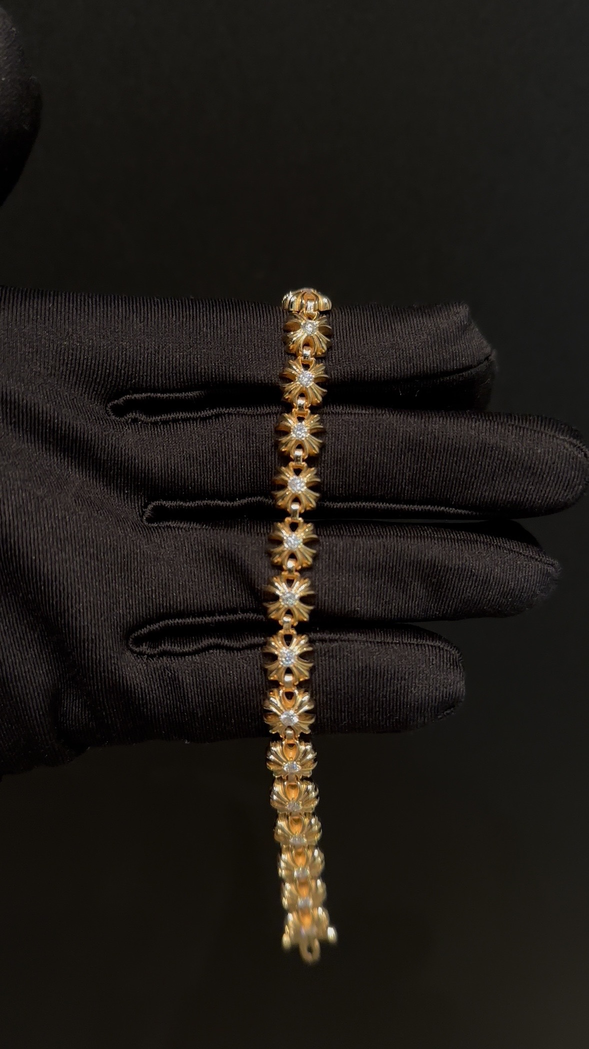 Custom Gold-Plated Diamond Setting, Bracelet Bangle