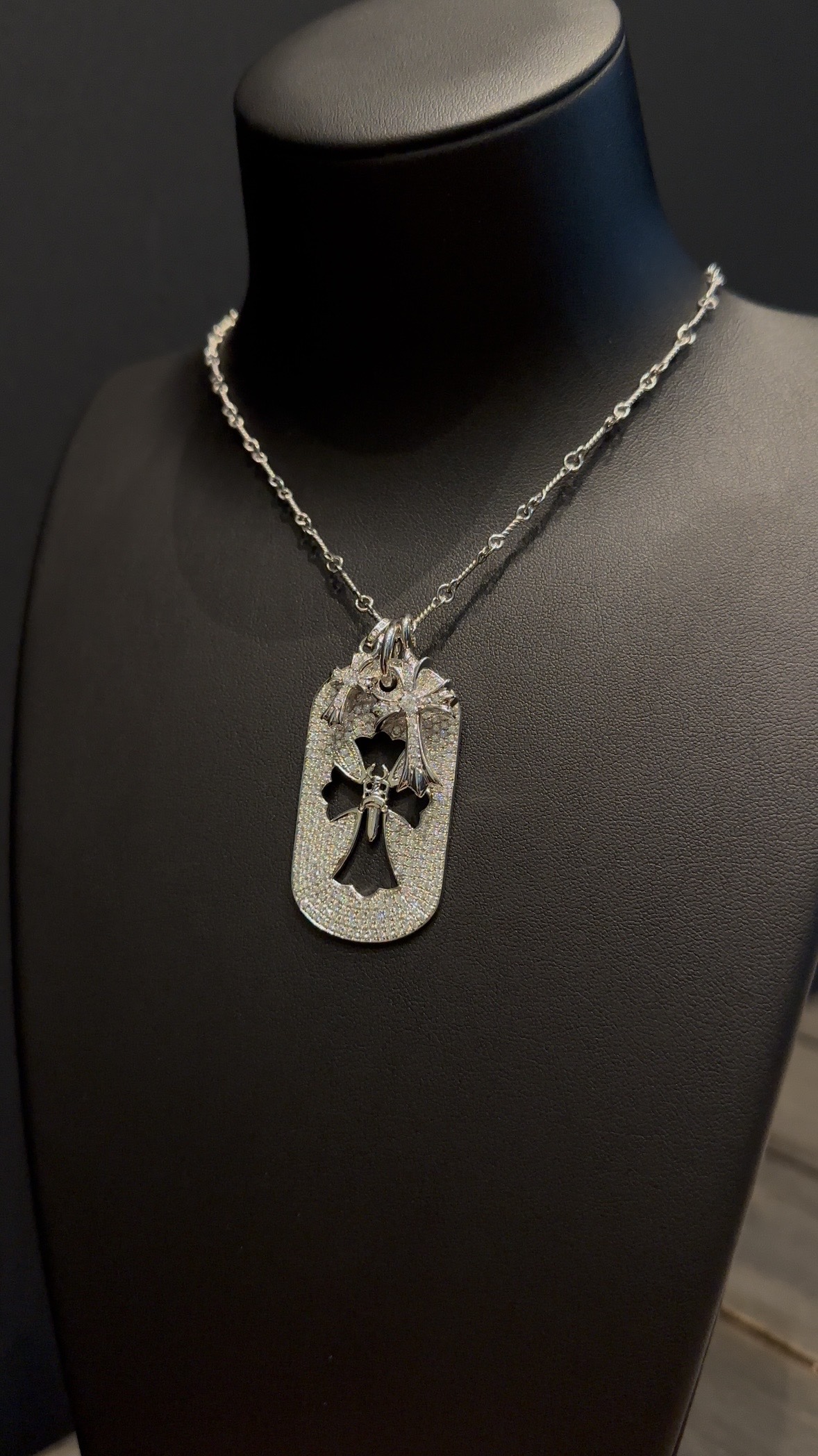 Custom Gold-Plated Diamond Setting, Necklace Pendant