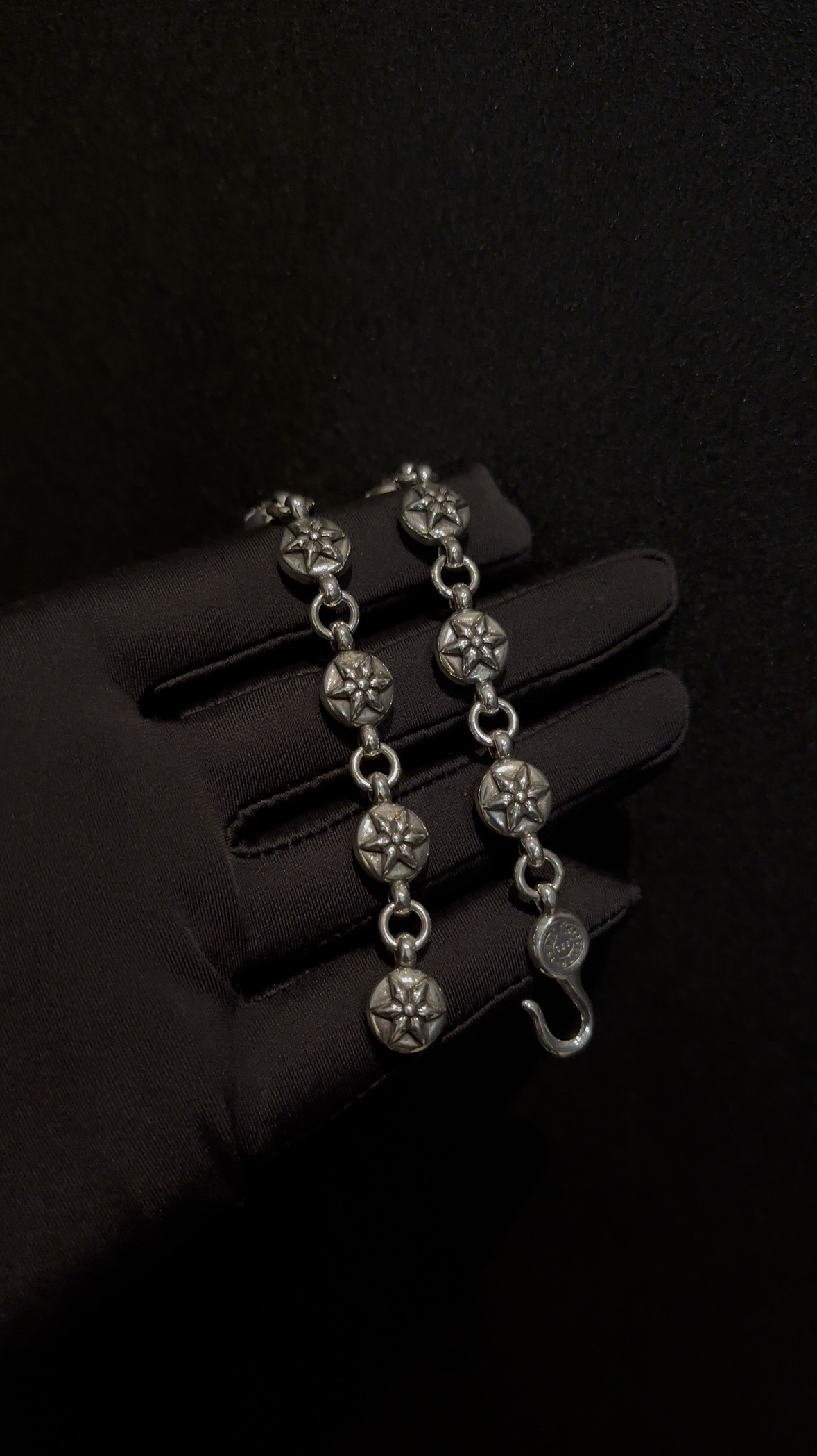 Bracelets & Bangles