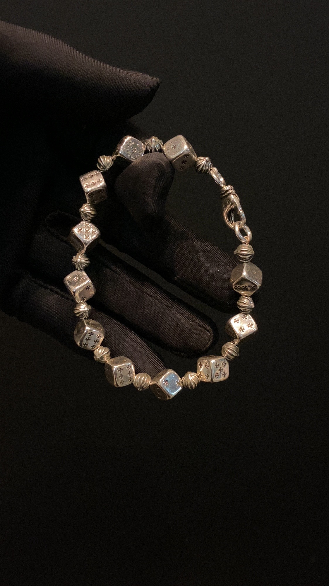 Bracelets & Bangles