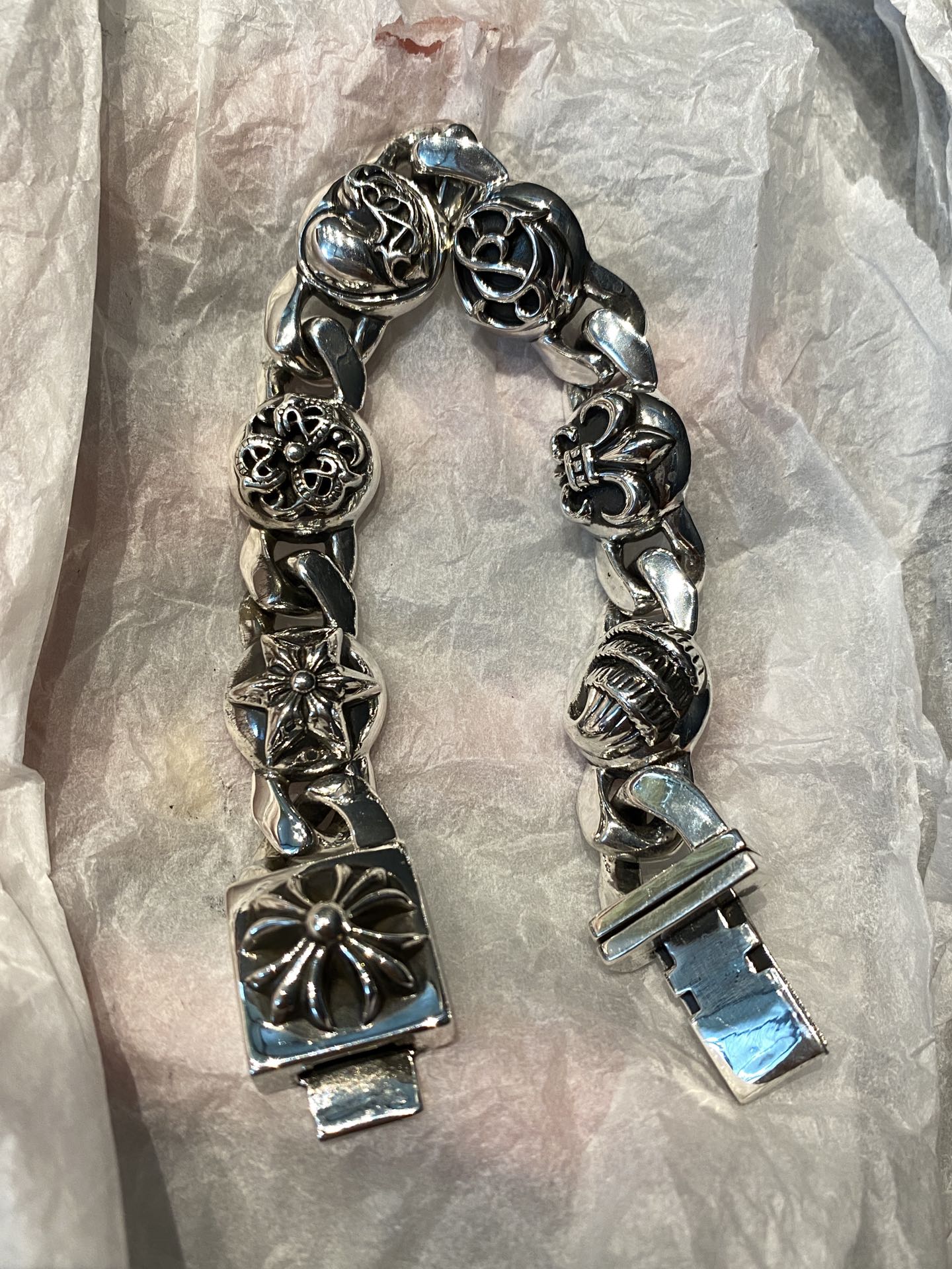 Bracelets & Bangles
