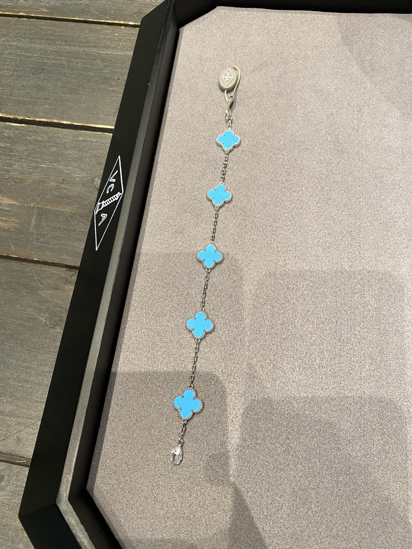 VCA Bracelet