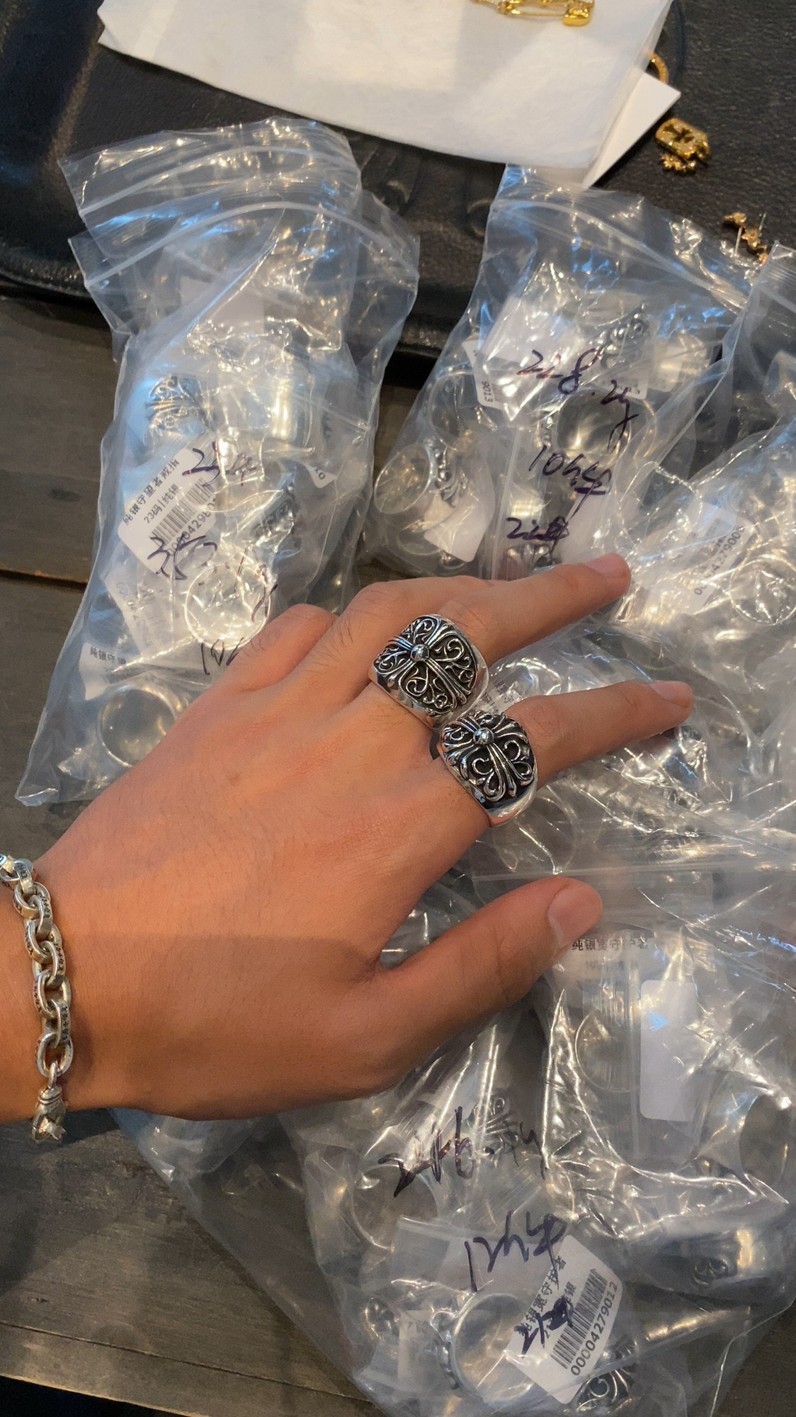 Daily shipping