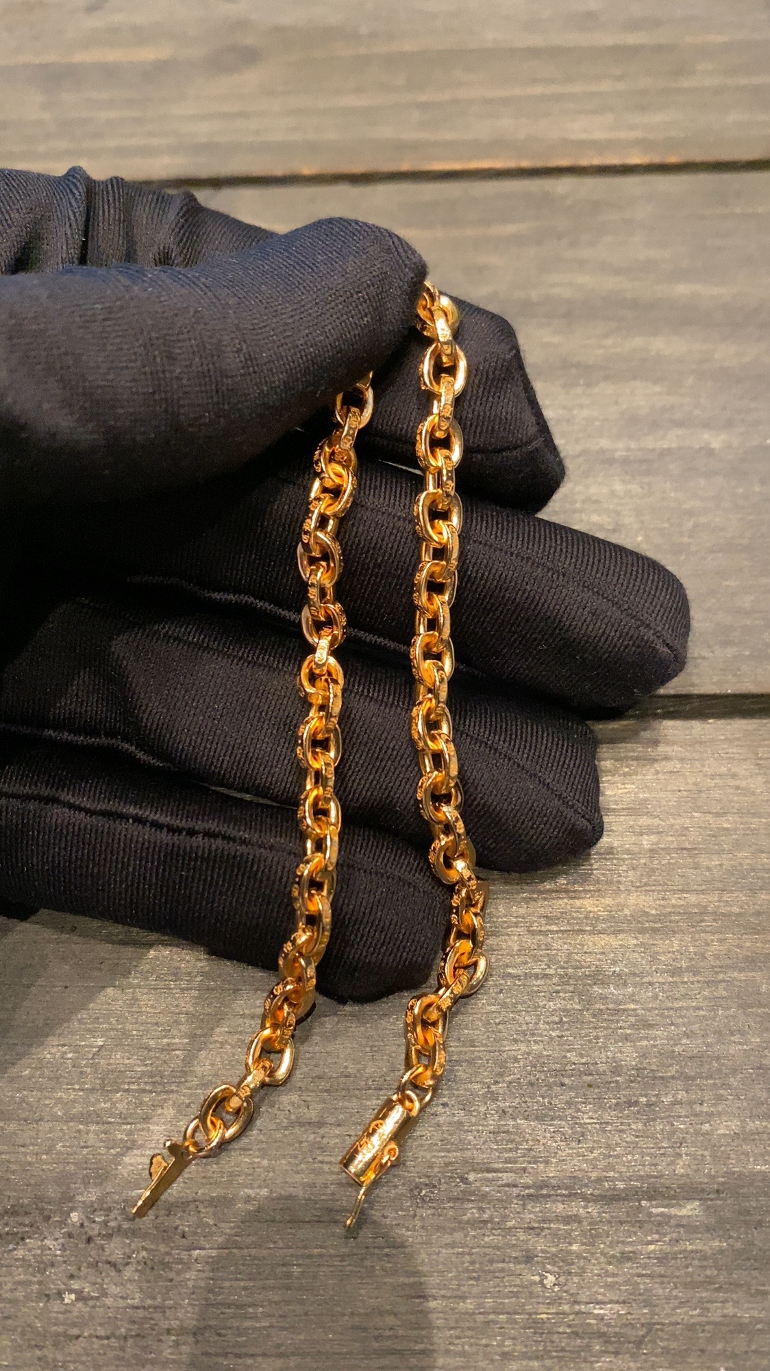 Custom Gold-Plated Diamond Setting, Bracelet Bangle