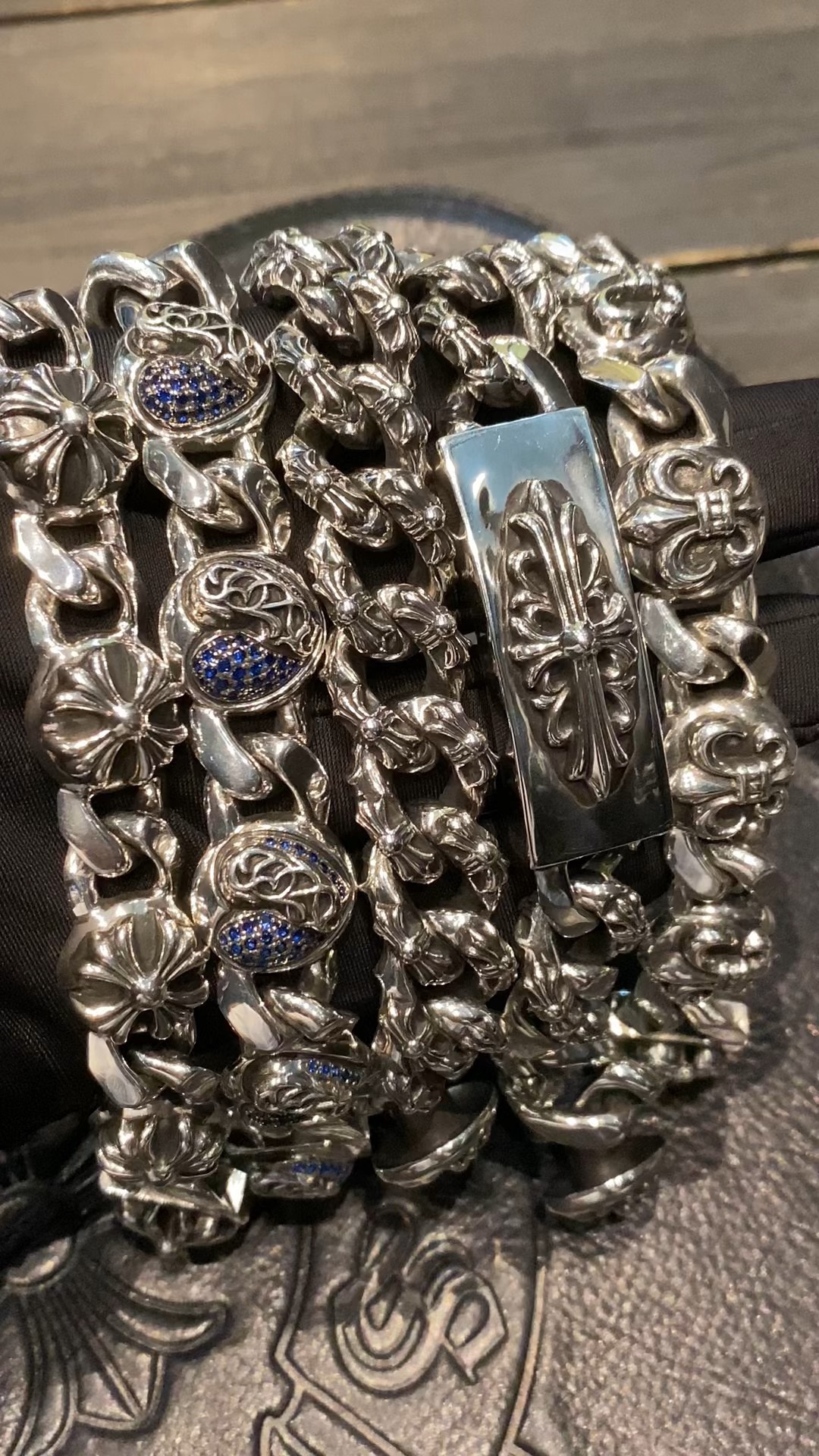 Bracelets & Bangles