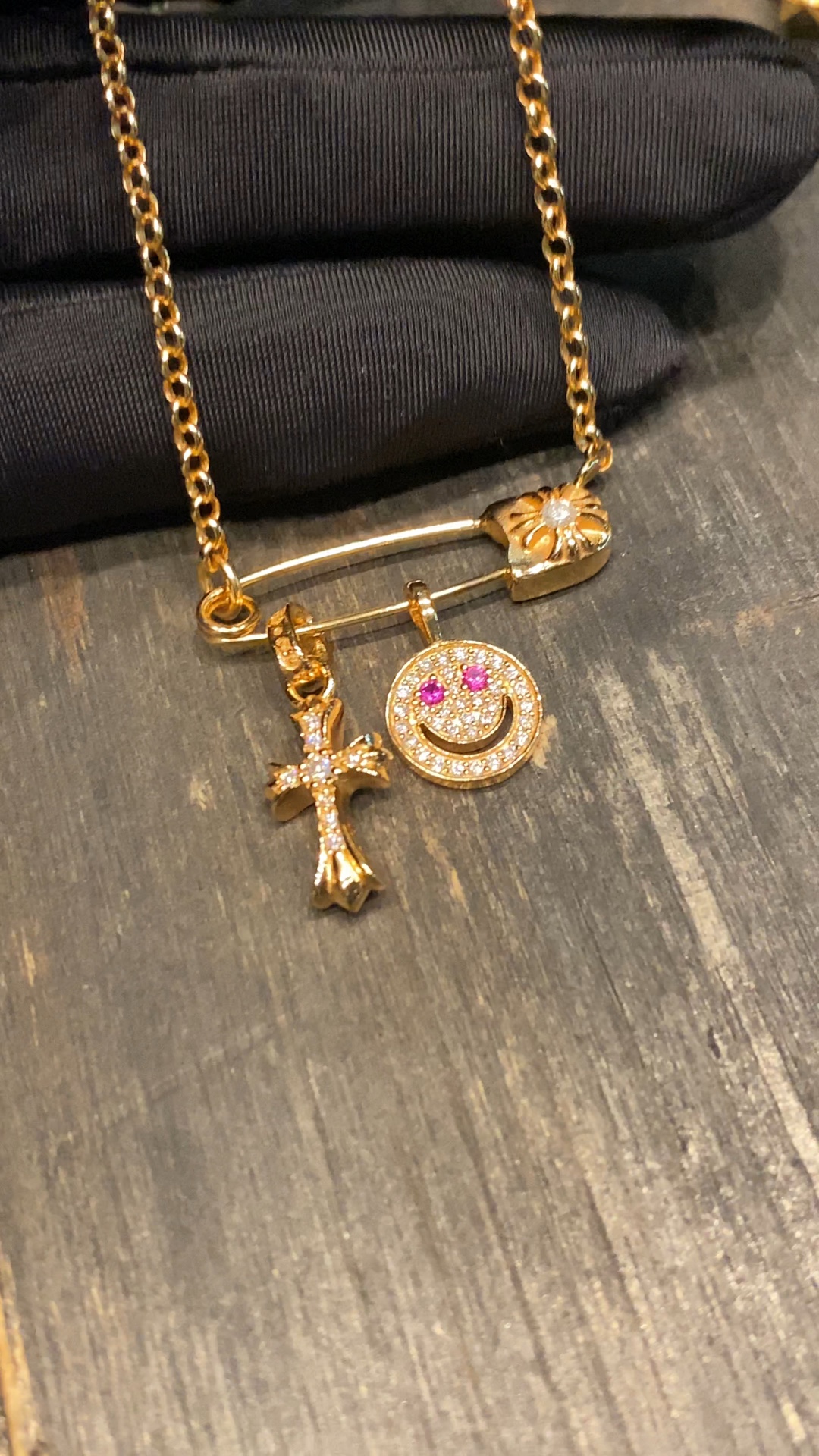 Custom Gold-Plated Diamond Setting, Necklace Pendant