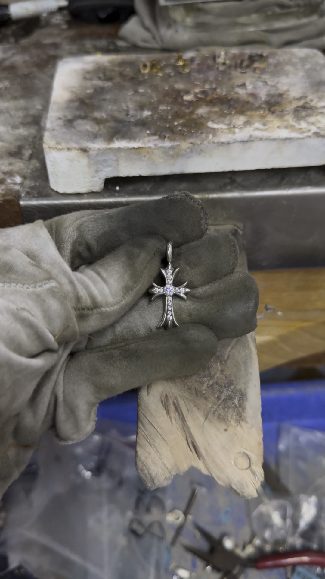 Production process, necklace pendant