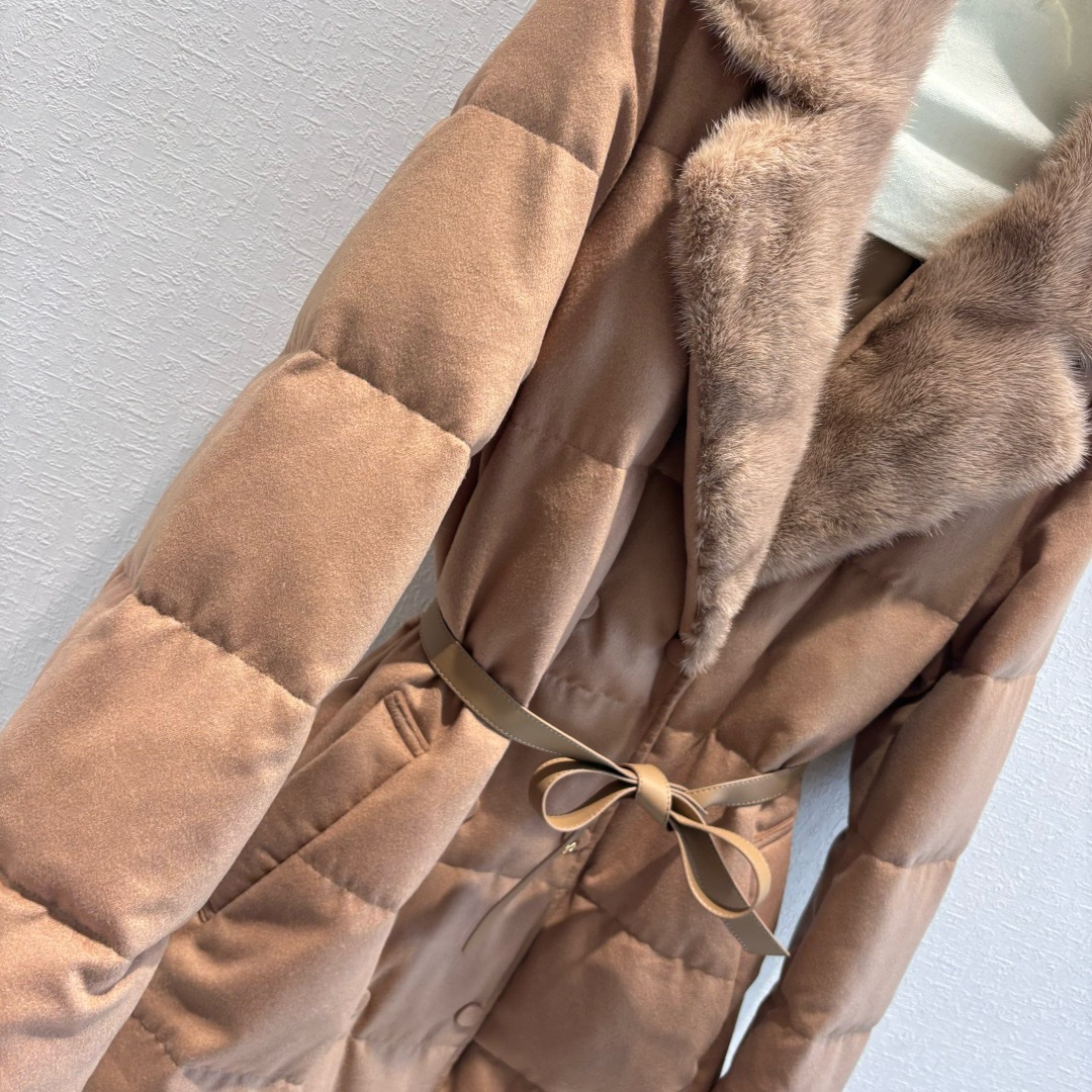 LP Wool Cashmere Mink Collar Goose Down Coat - Warm, Stylish, and Comfortable 6 i1731302505 1955 0