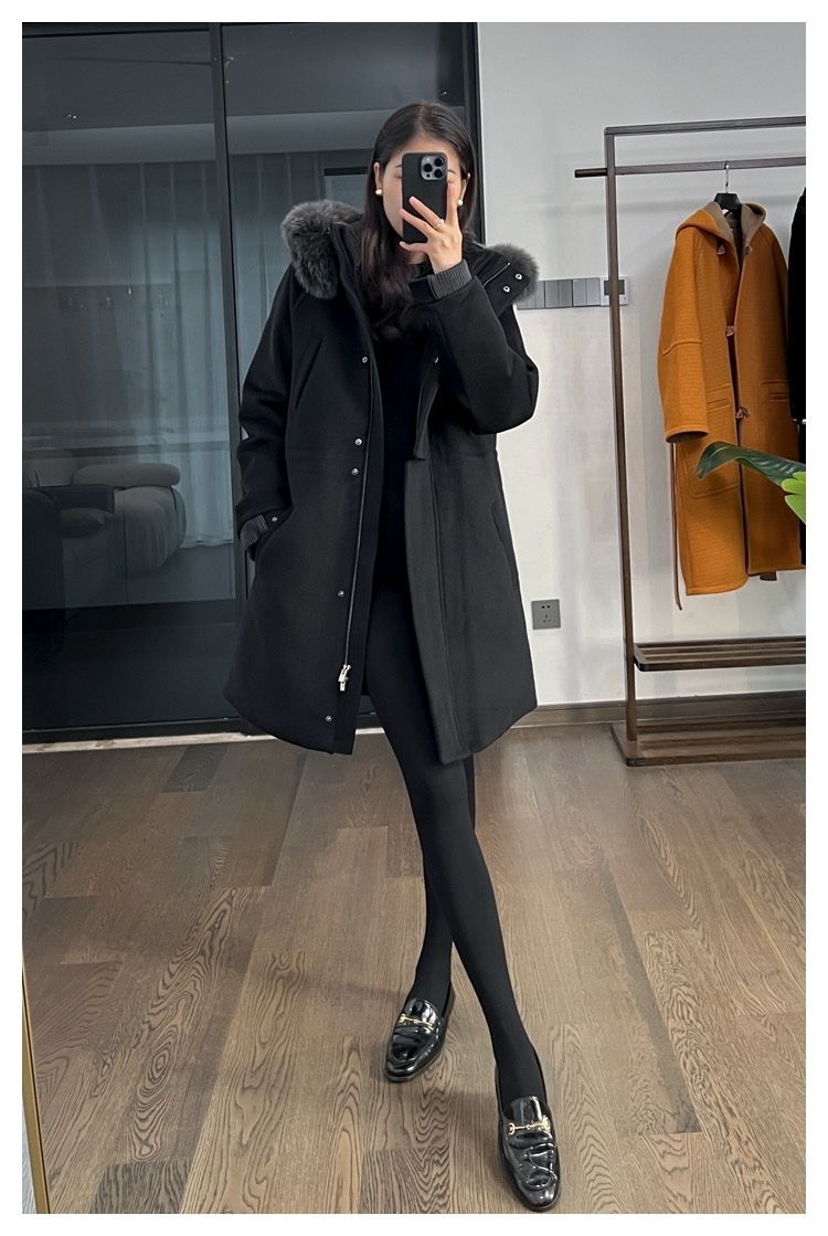 Icery Women's Ski Suit with Fox Fur Trim, Wool & Cashmere Blend - Classic Fit 2 i1734841559 1403 1