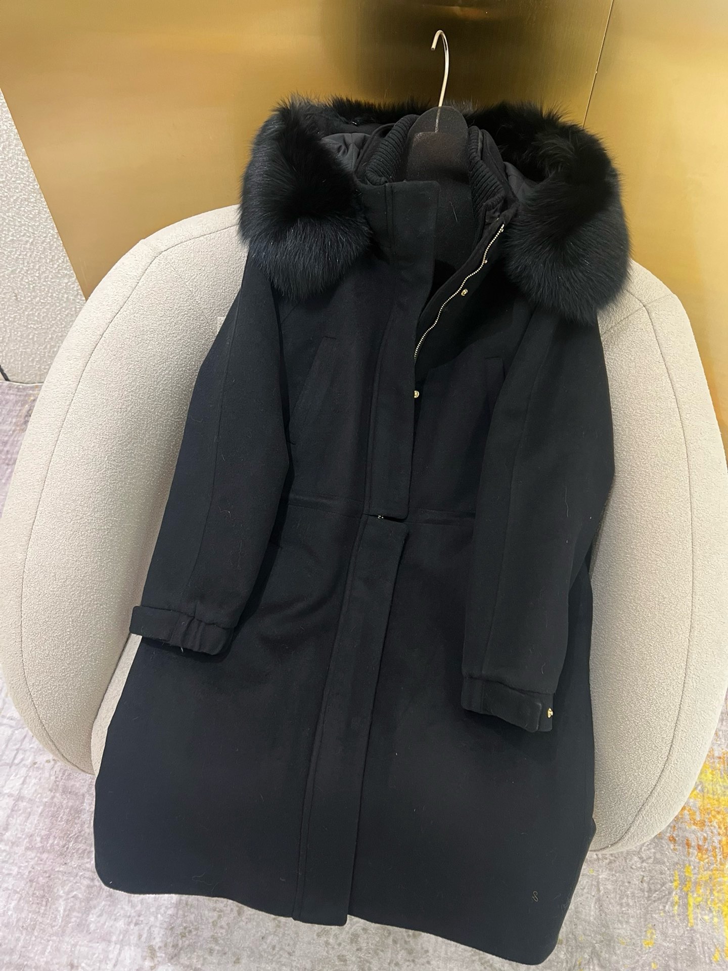 Icery Women's Ski Suit with Fox Fur Trim, Wool & Cashmere Blend - Classic Fit 3 i1734841559 2433 2