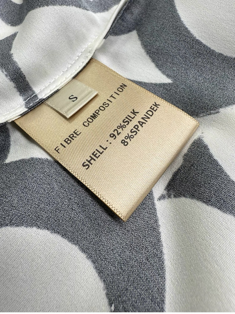 MaxMara Black & White Geometric Print Silk Blouse Batwing Sleeve Top 10 i1747111789846 92 0 8