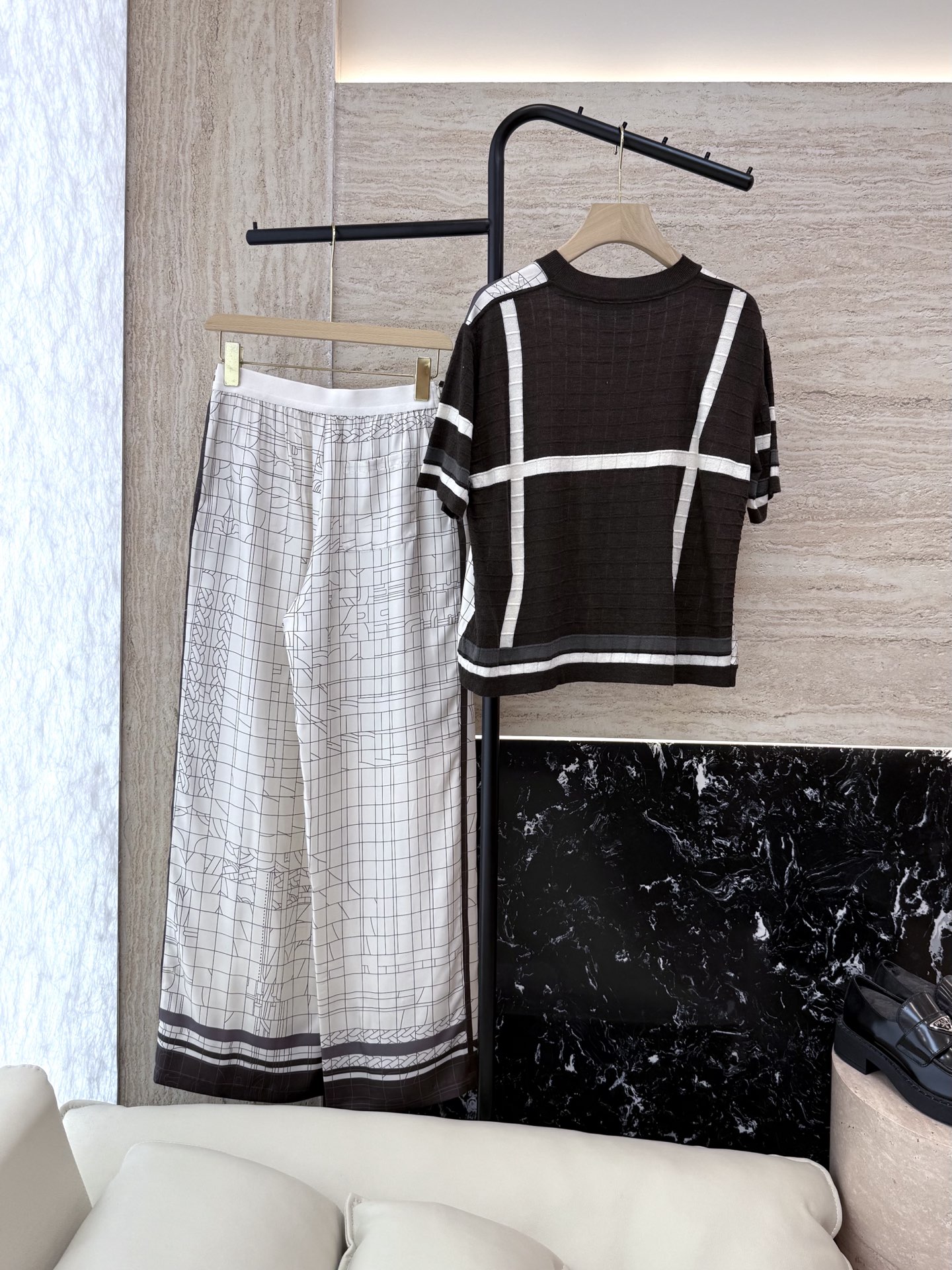 Hermes Silk and Knit Short Sleeve Top & Pants Set - 2025 Spring/Summer 3 i1747194525590 7026 0 1