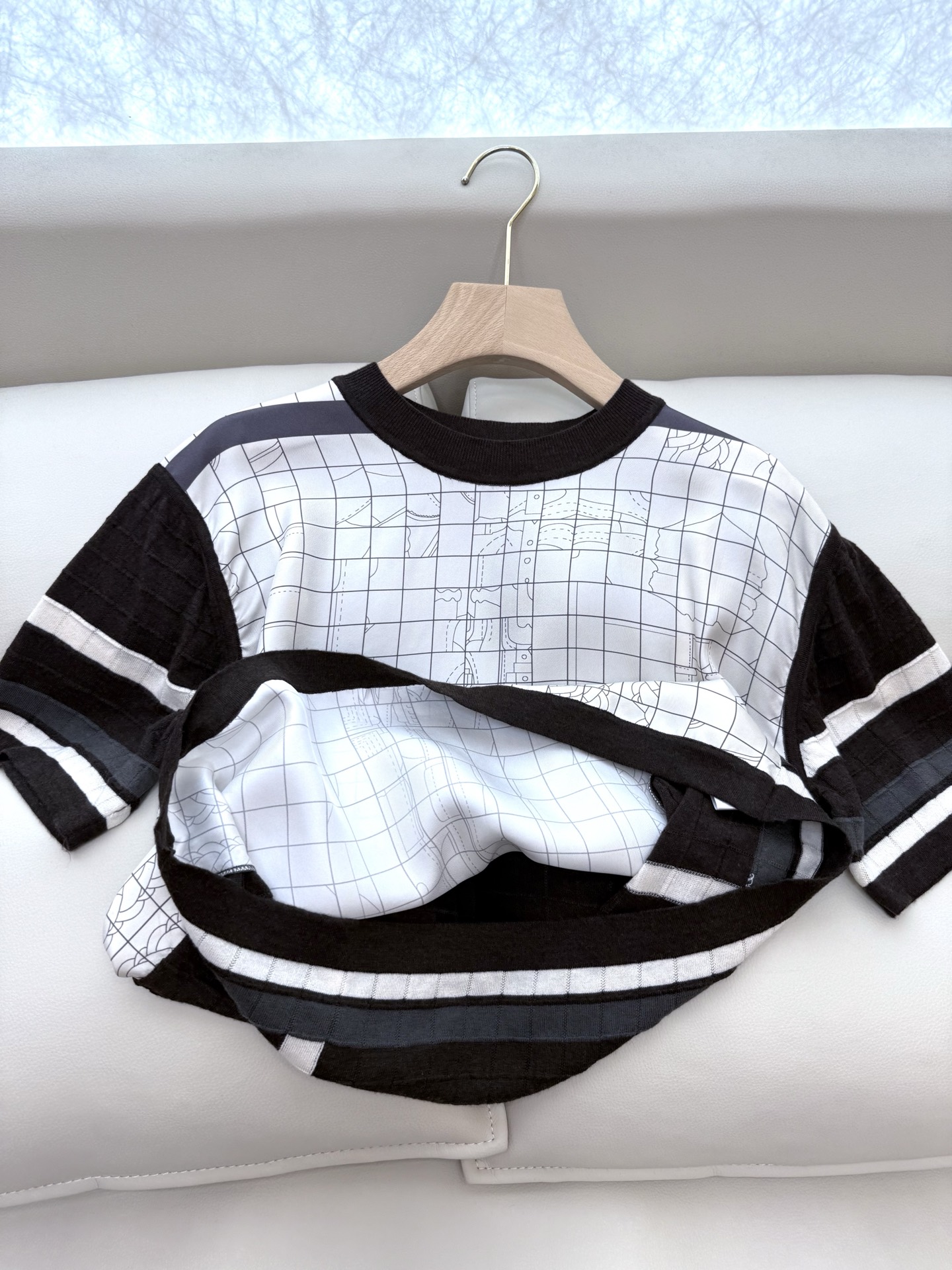 Hermes Silk and Knit Short Sleeve Top & Pants Set - 2025 Spring/Summer 9 i1747194534386 3634 0 7