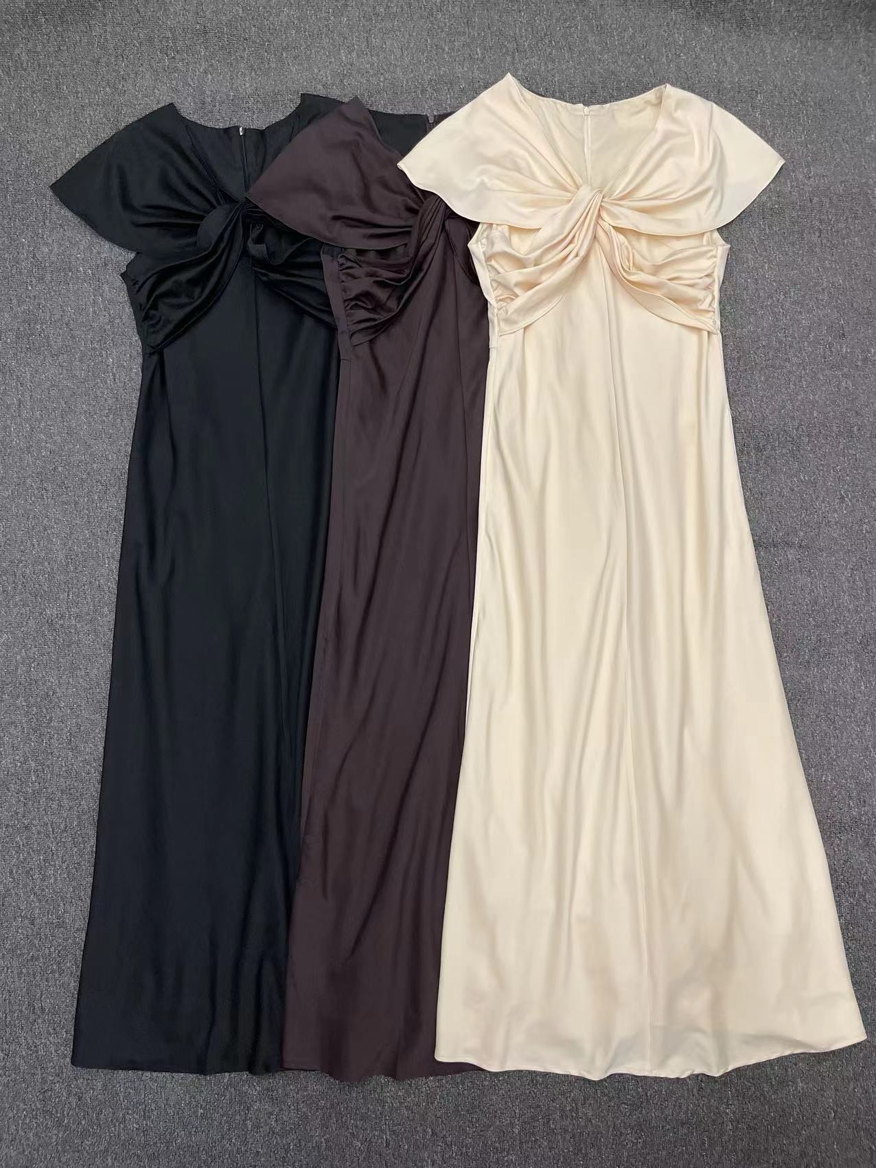 Elegant Pleated Knot Midi Dress - Chic Short Sleeve, Fitted Waist Design 5 i1749103510119 9339 0 3