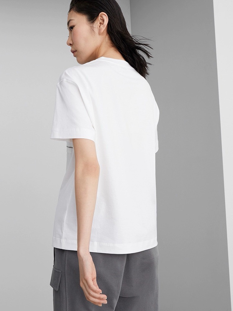 Brunello Cucinelli Women's Short Sleeve T-Shirt with Beaded Pocket - Elegant & Cool 3 i1749103710348 8666 0 1