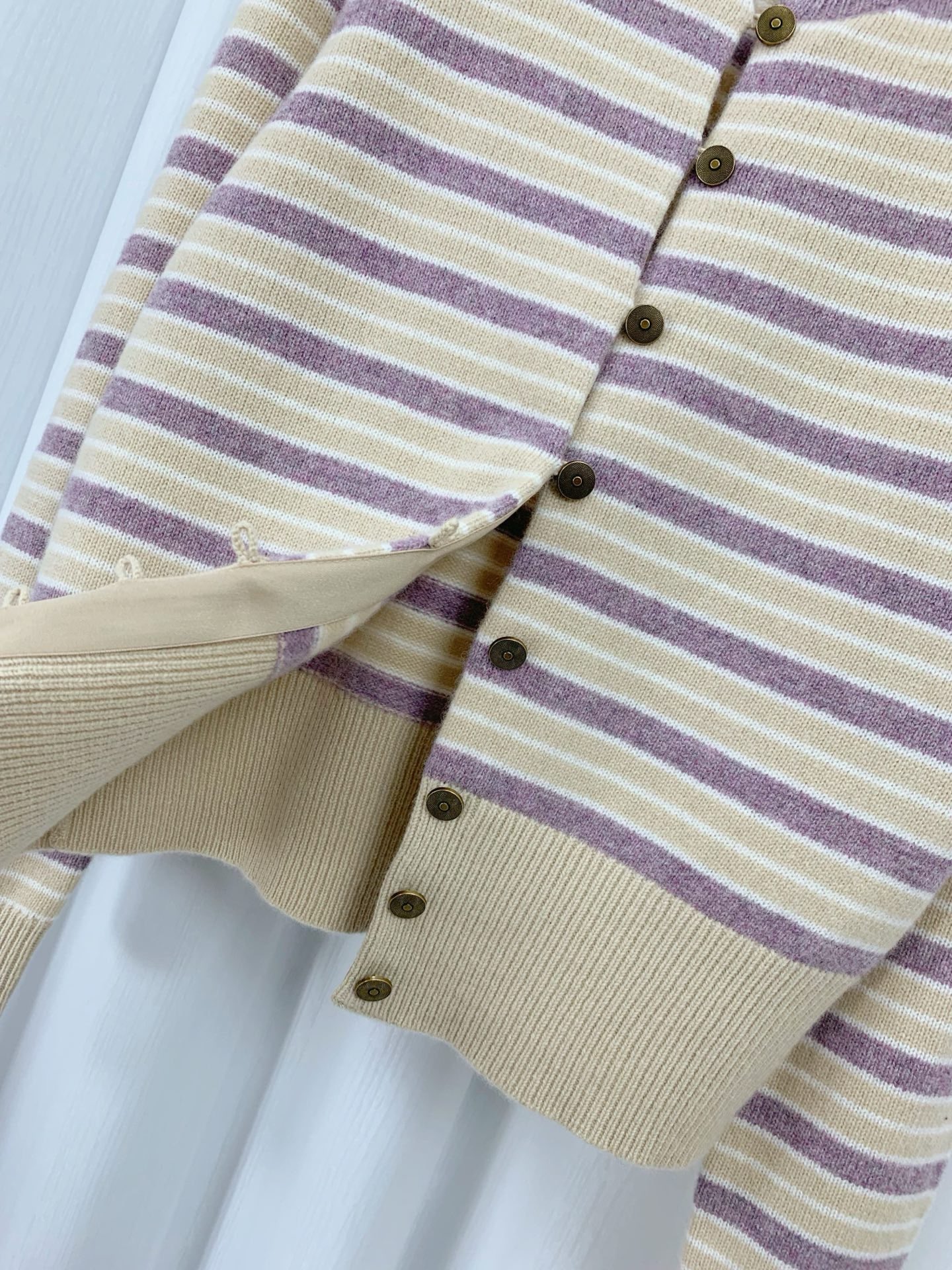 Striped Wool Cardigan Sweater - Soft Cashmere Knitwear in Taro Purple 9 i1754729273290 7848 0 7