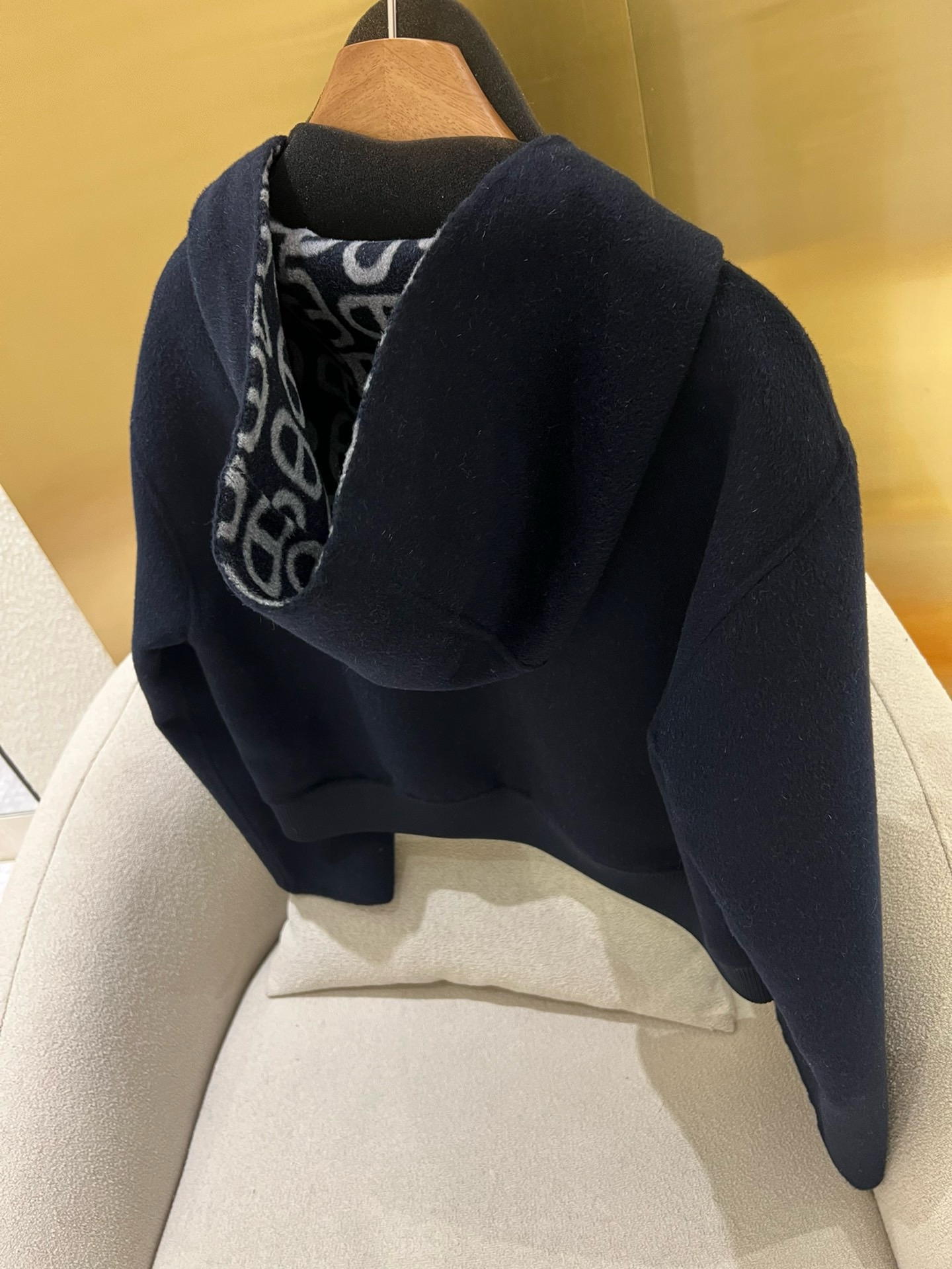 i1755575402938 4627 0 8