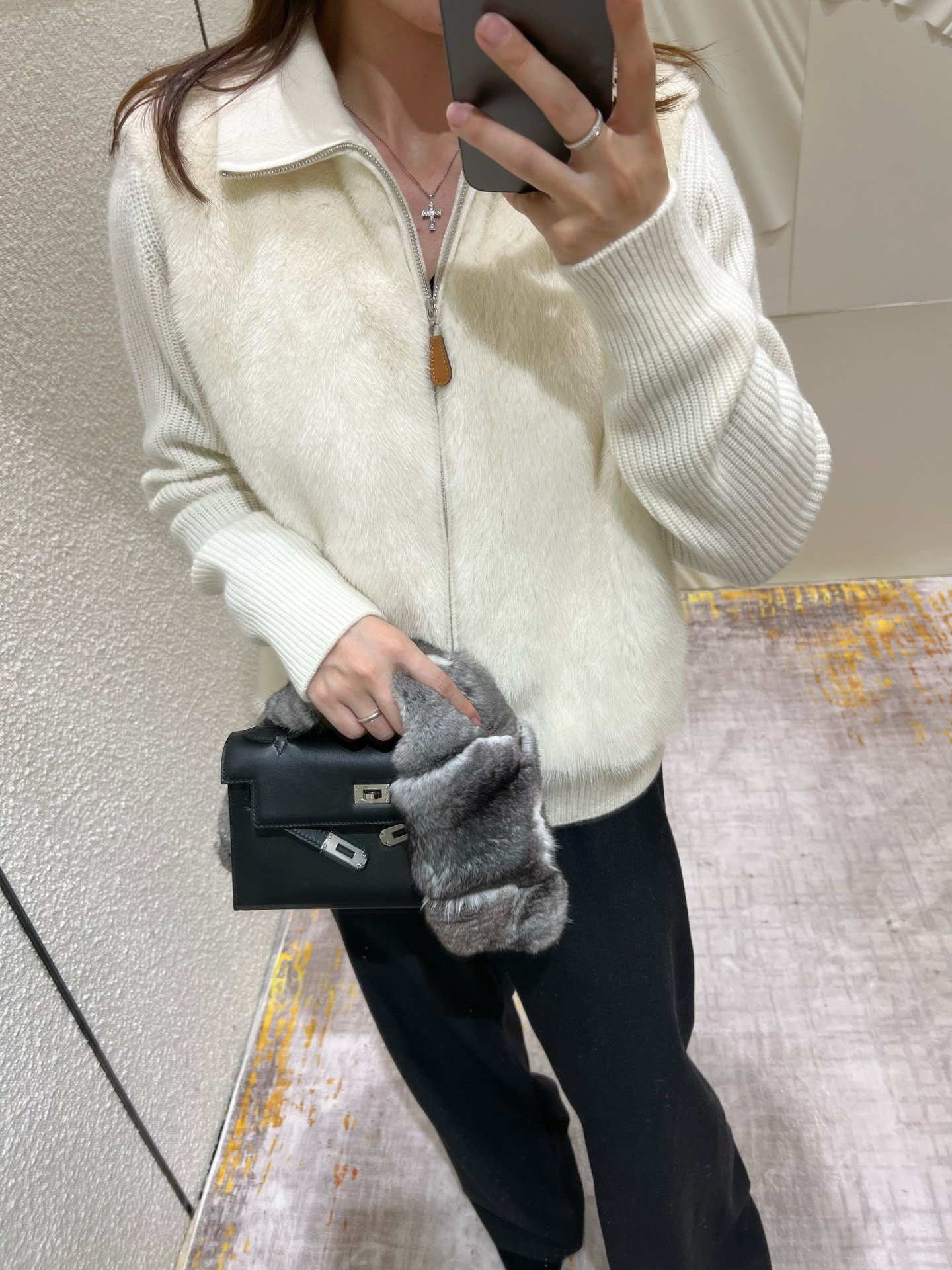 Cashmere & Mink Blend Sweater: Luxurious Warmth and Elegant Style 4 i1757562663237 2886 0 2