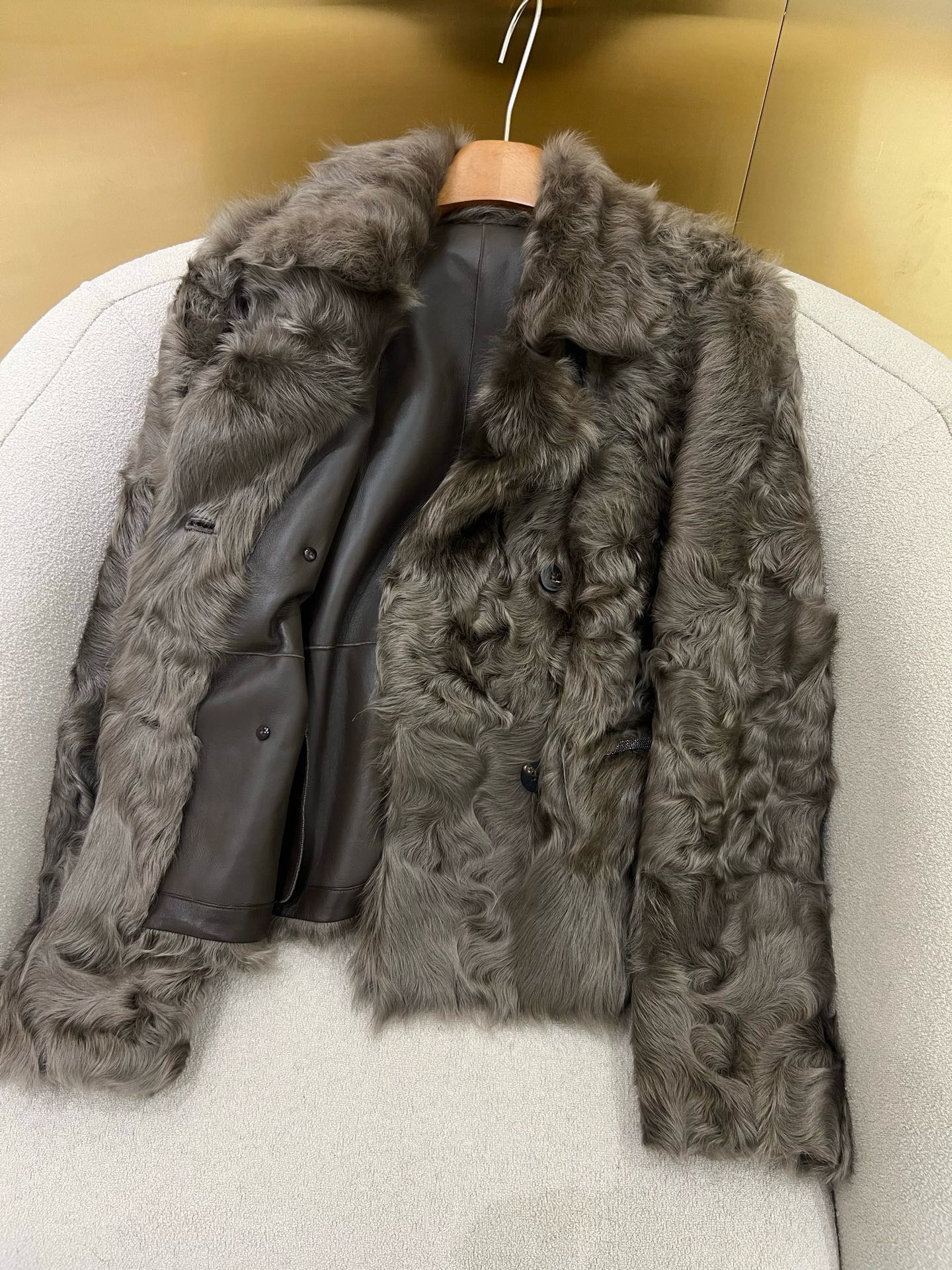 Luxurious Lambskin Coat: Soft, Elegant & Warm - Limited Edition 7 i1758427534501 7734 0 5