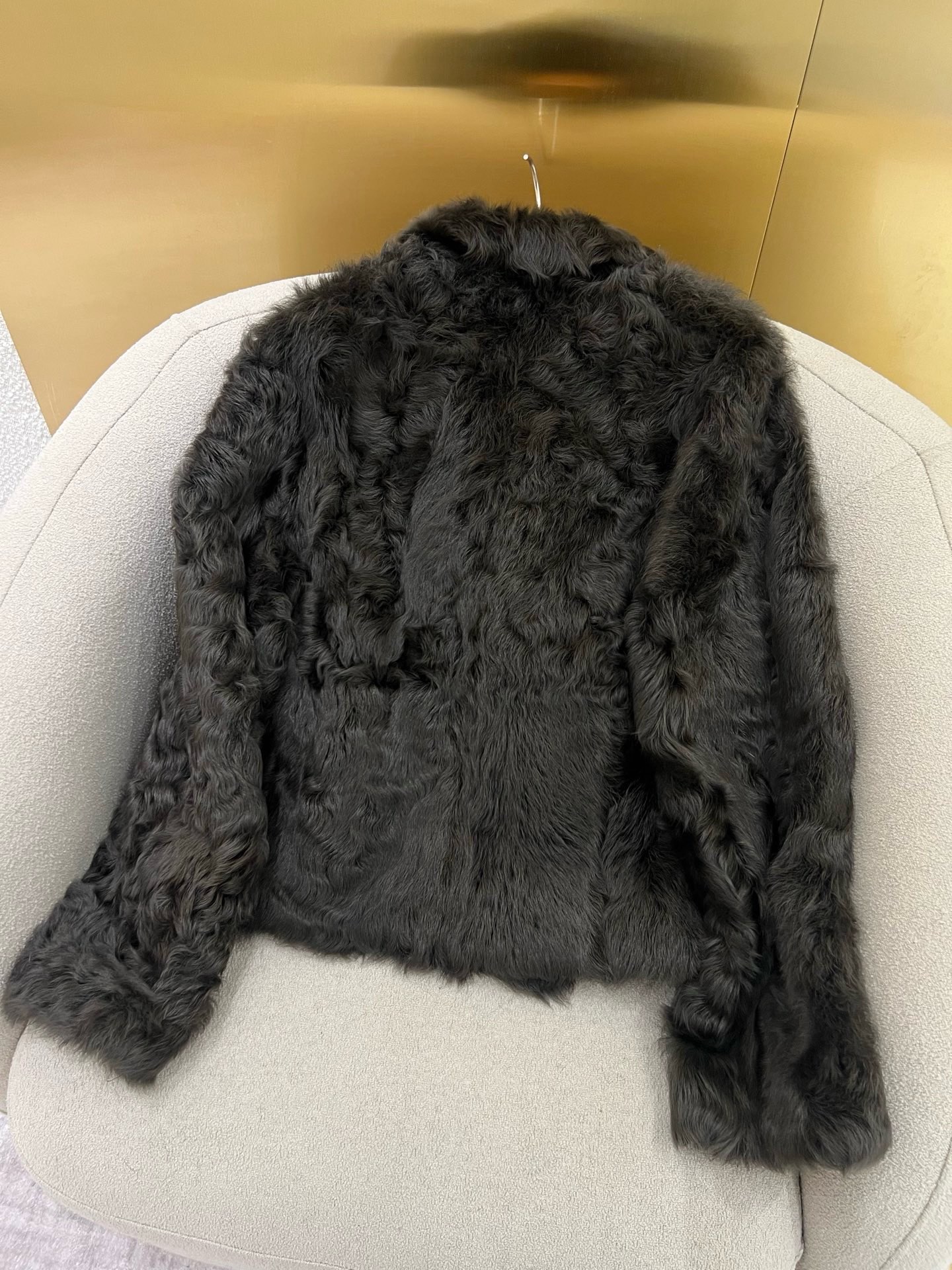 Elegant Lambskin Coat with Pearl Chain Detail 10 i1758427545415 927 0 8