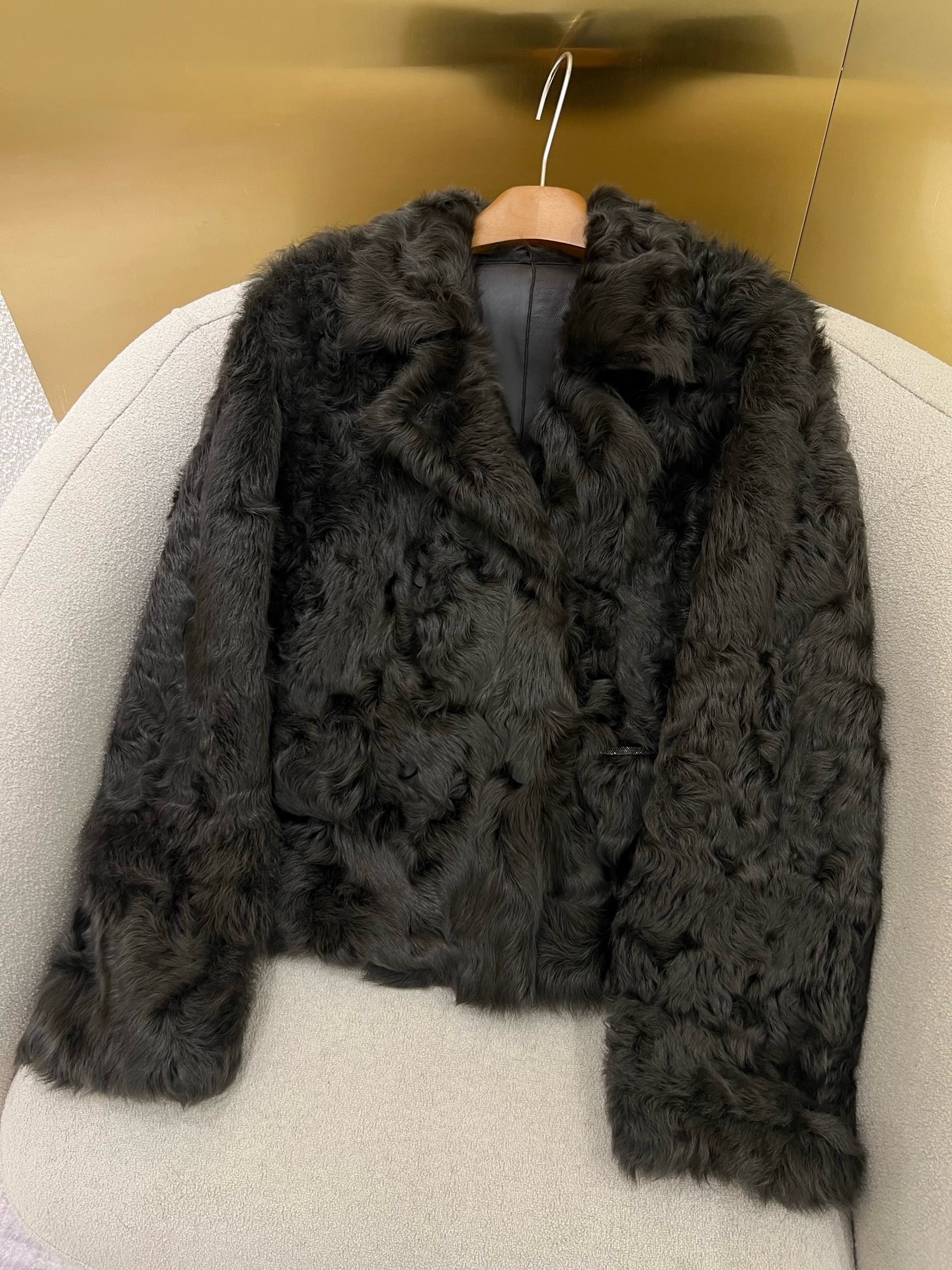 Elegant Lambskin Coat with Pearl Chain Detail 5 i1758427546474 742 0 3