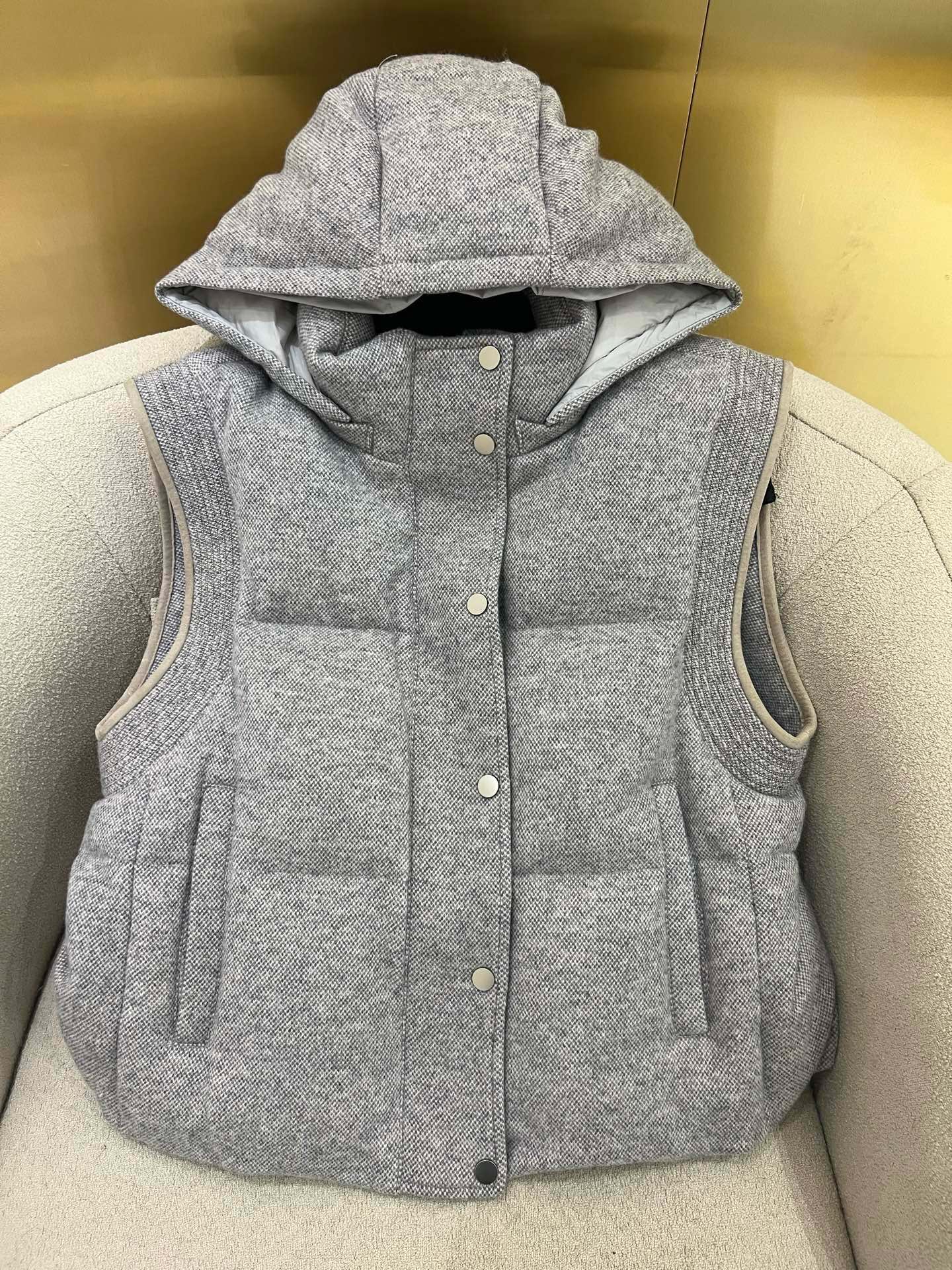 Cashmere Knit Down Vest with Detachable Hood & Lambskin Edging 4 i1758427582467 1754 0 2