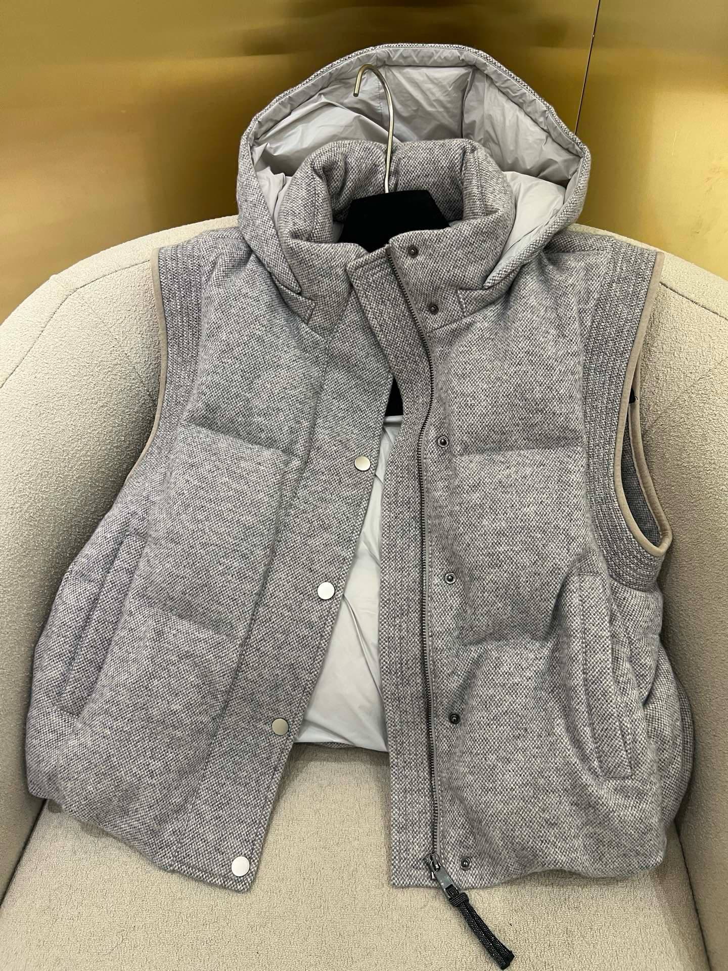 Cashmere Knit Down Vest with Detachable Hood & Lambskin Edging 7 i1758427582483 6442 0 5