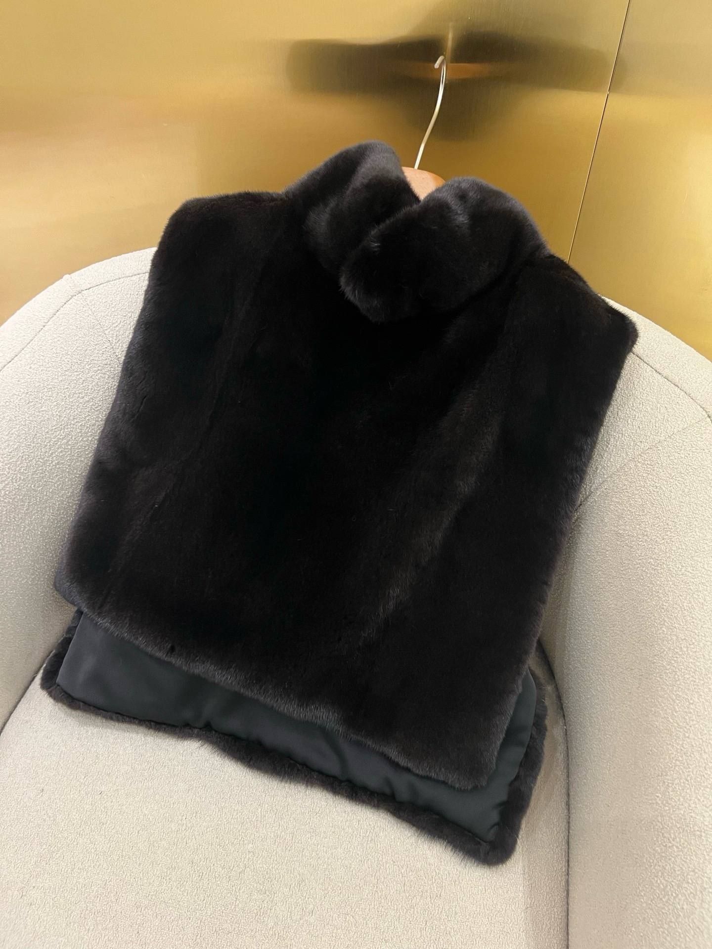 Copenhagen Velvet Mink Fur Poncho Capelet, Versatile & Chic 9 i1758676152280 9120 0 7
