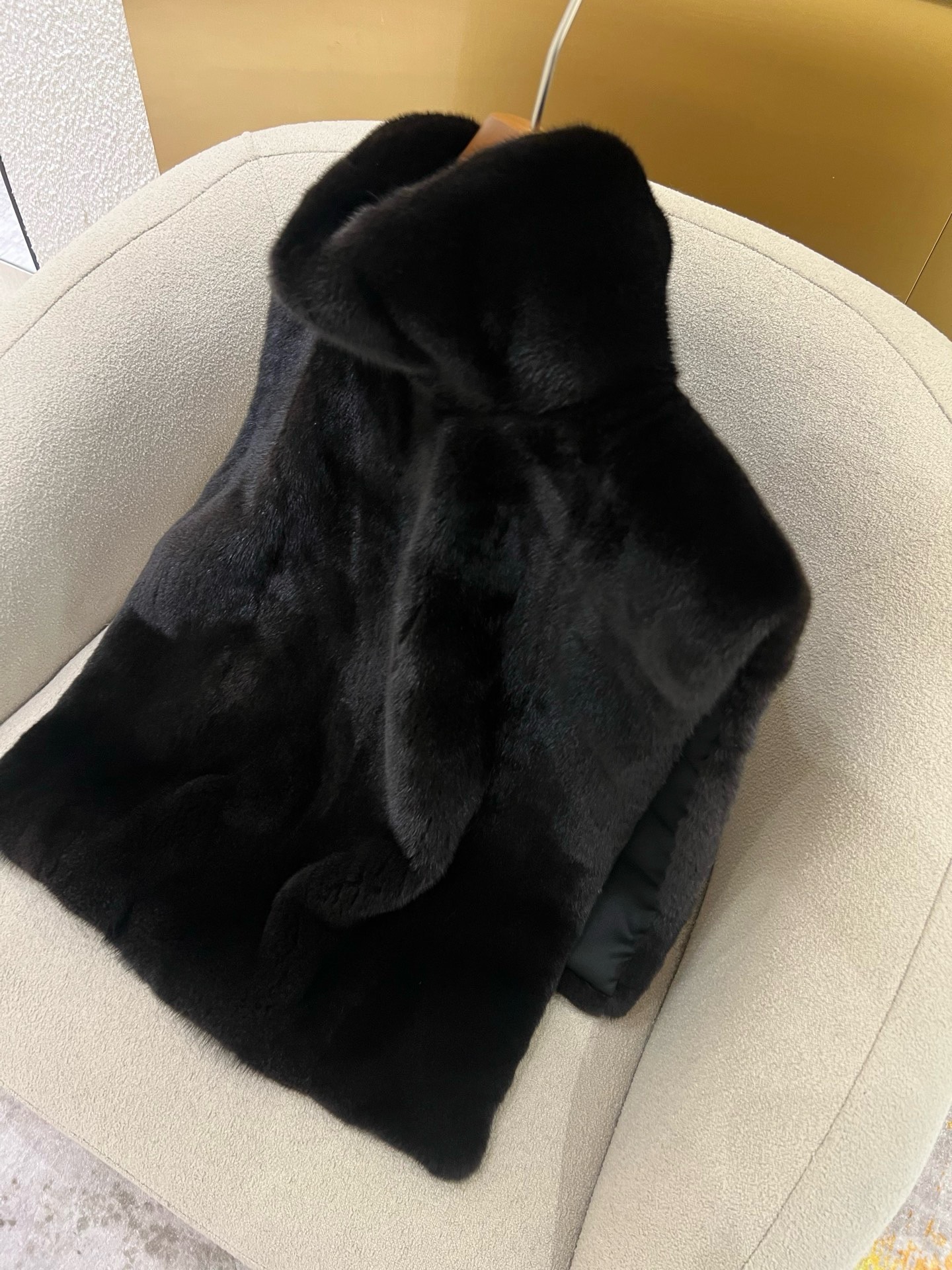 Copenhagen Velvet Mink Fur Poncho Capelet, Versatile & Chic 10 i1758676152529 81 0 8