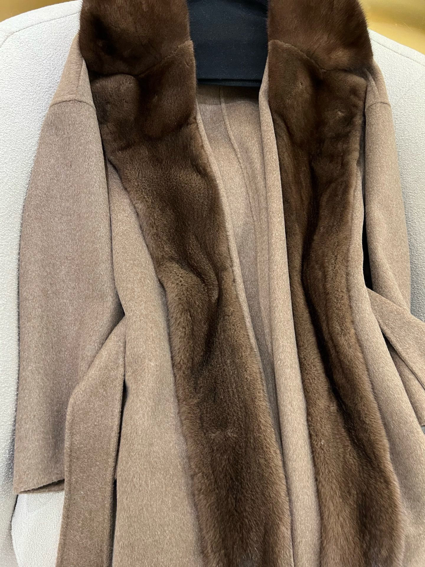 Elegant Cashmere Mink Coat with Australian Wool Blend 7 i1759249236843 4766 0 5