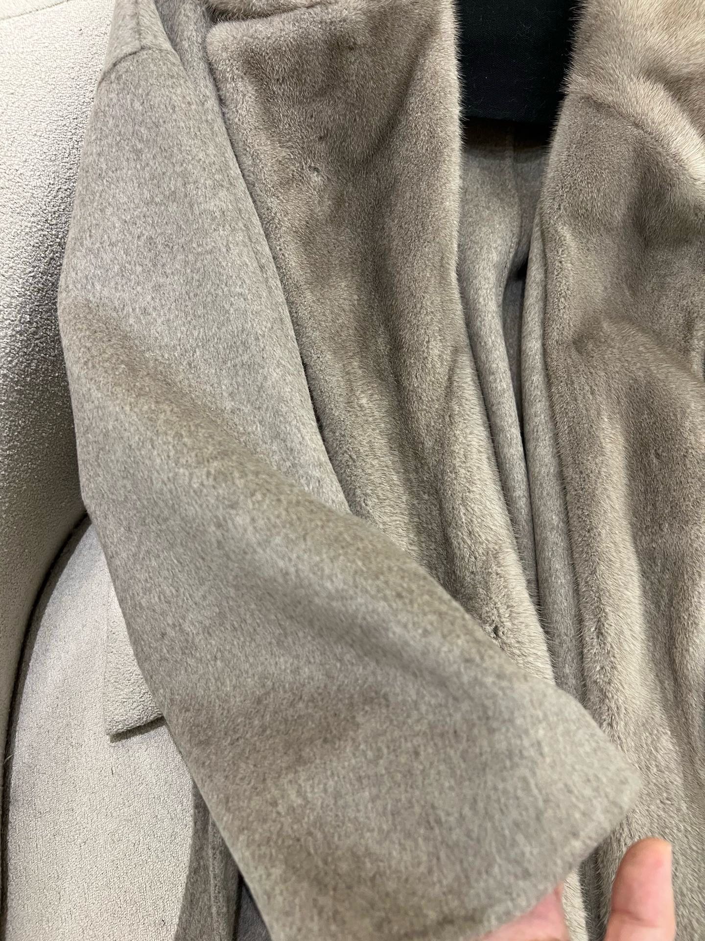 Elegant Cashmere Mink Coat with Australian Wool - Soft, Drapey, Luxurious 8 i1759249258426 5163 0 6