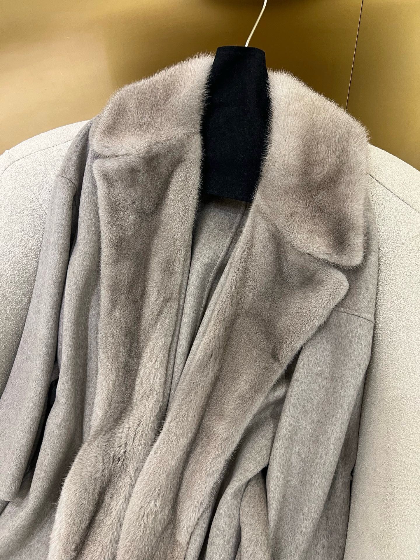 Elegant Cashmere Mink Coat with Australian Wool - Soft, Drapey, Luxurious 9 i1759249259924 6294 0 7