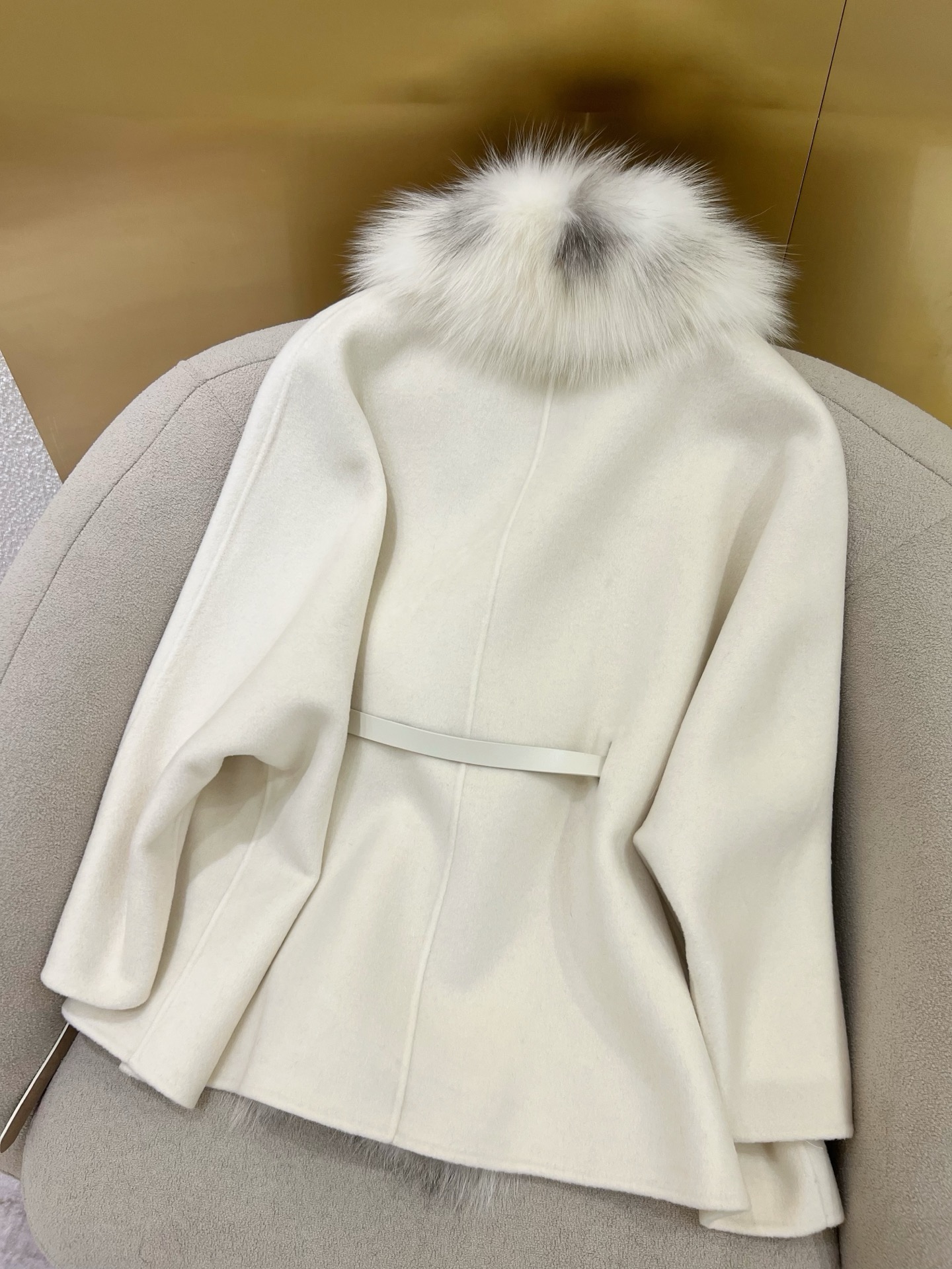 Elegant Fox Fur Trim Wool Cashmere Blend Coat with Lambskin Belt 10 i1759377573896 3266 0 8