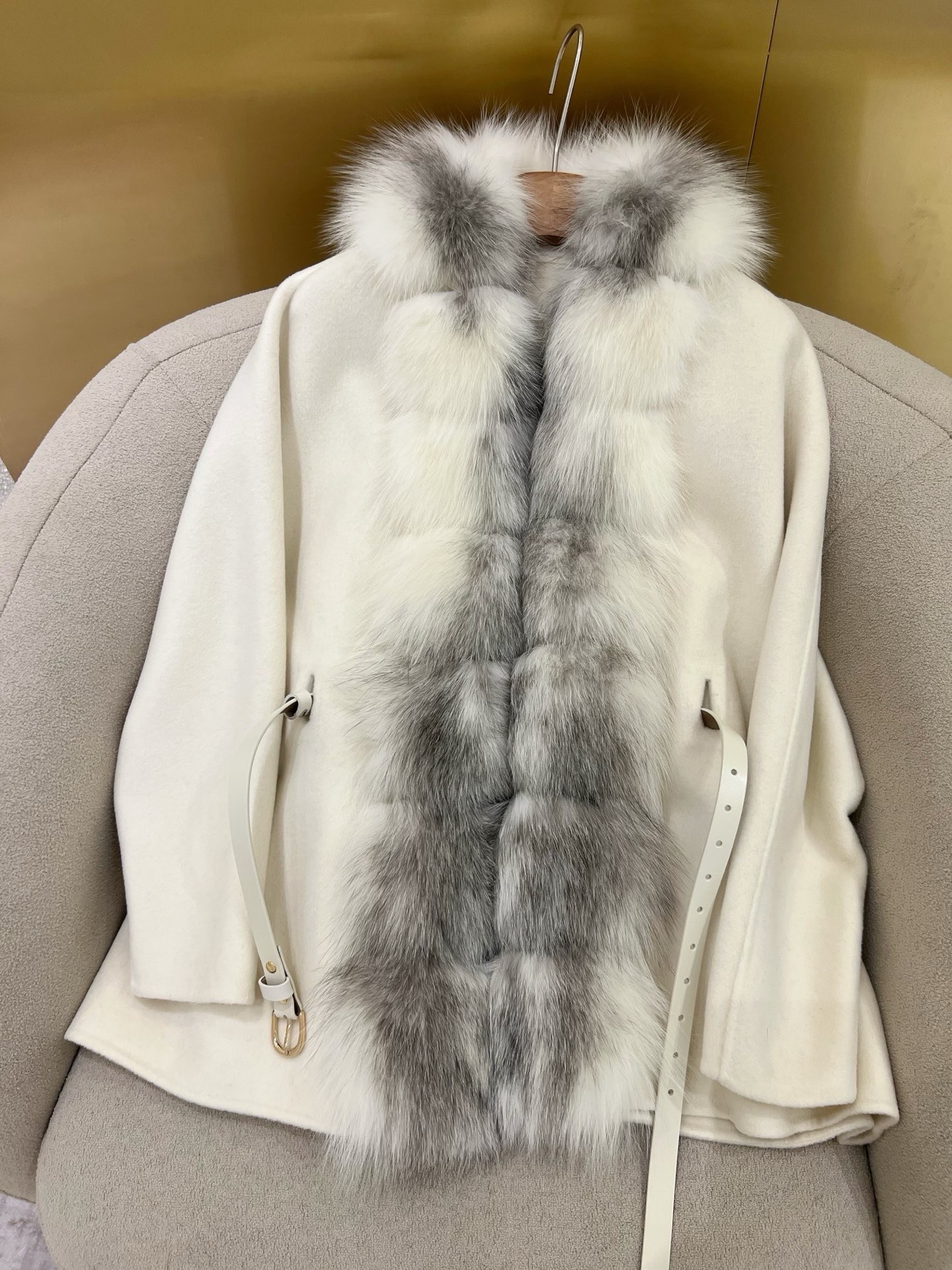 Elegant Fox Fur Trim Wool Cashmere Blend Coat with Lambskin Belt 8 i1759377575344 4238 0 6