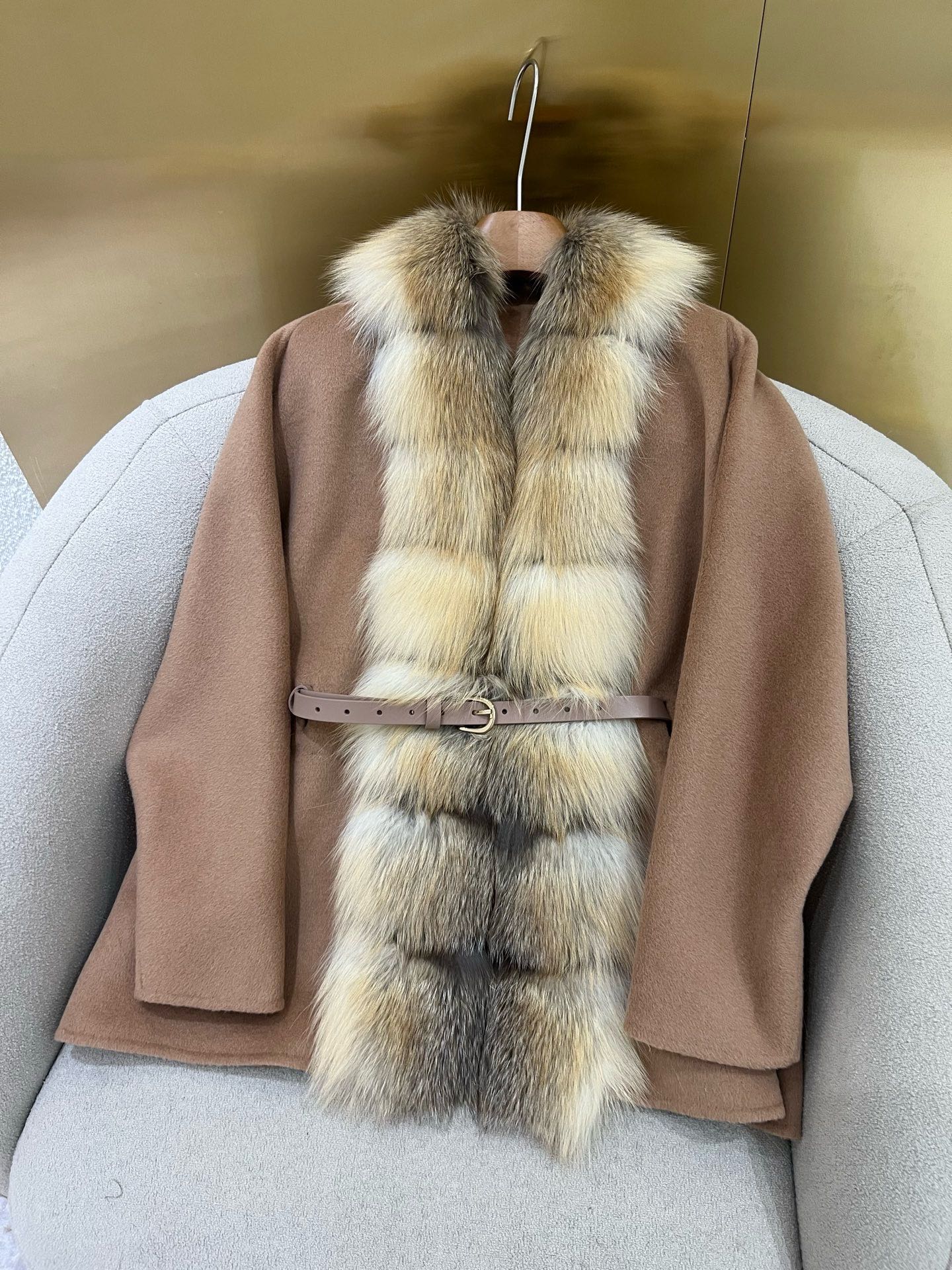 Elegant Fox Fur Trim Wool Cashmere Coat with Lambskin Belt 5 i1759377586728 8357 0 3