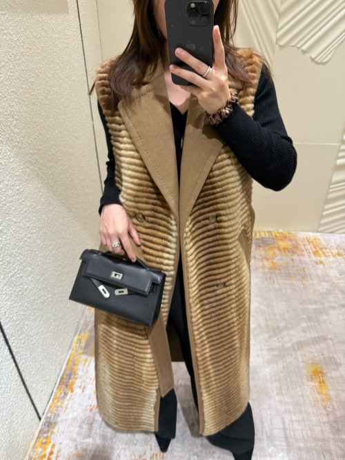 Elegant Long Vest with Cashmere and Wool Blend – Sophisticated Design