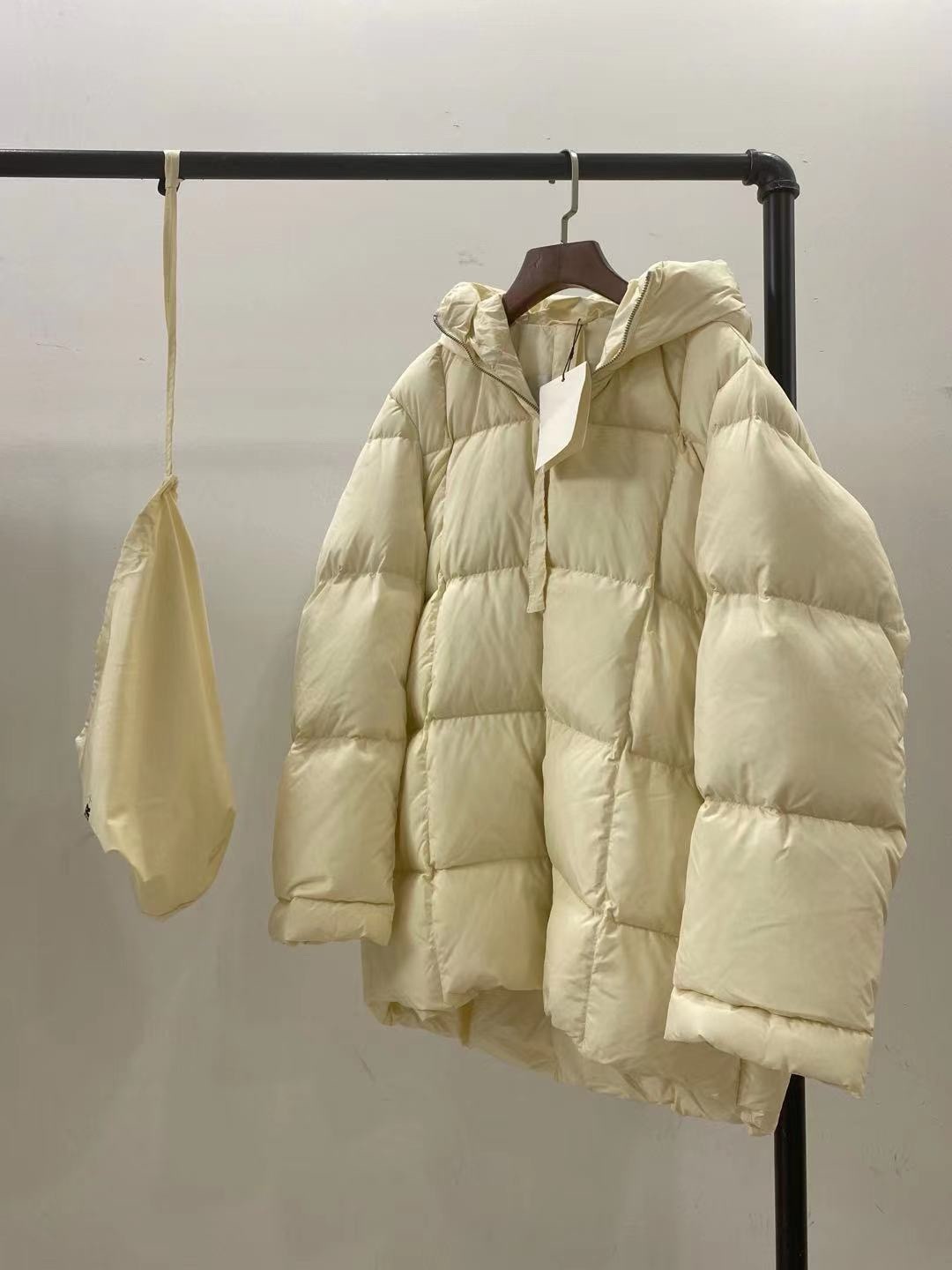 Jil Sander Quilted Down Puffer Jacket: High Density, Premium Quality 4 i1761545630285 7966 0 2