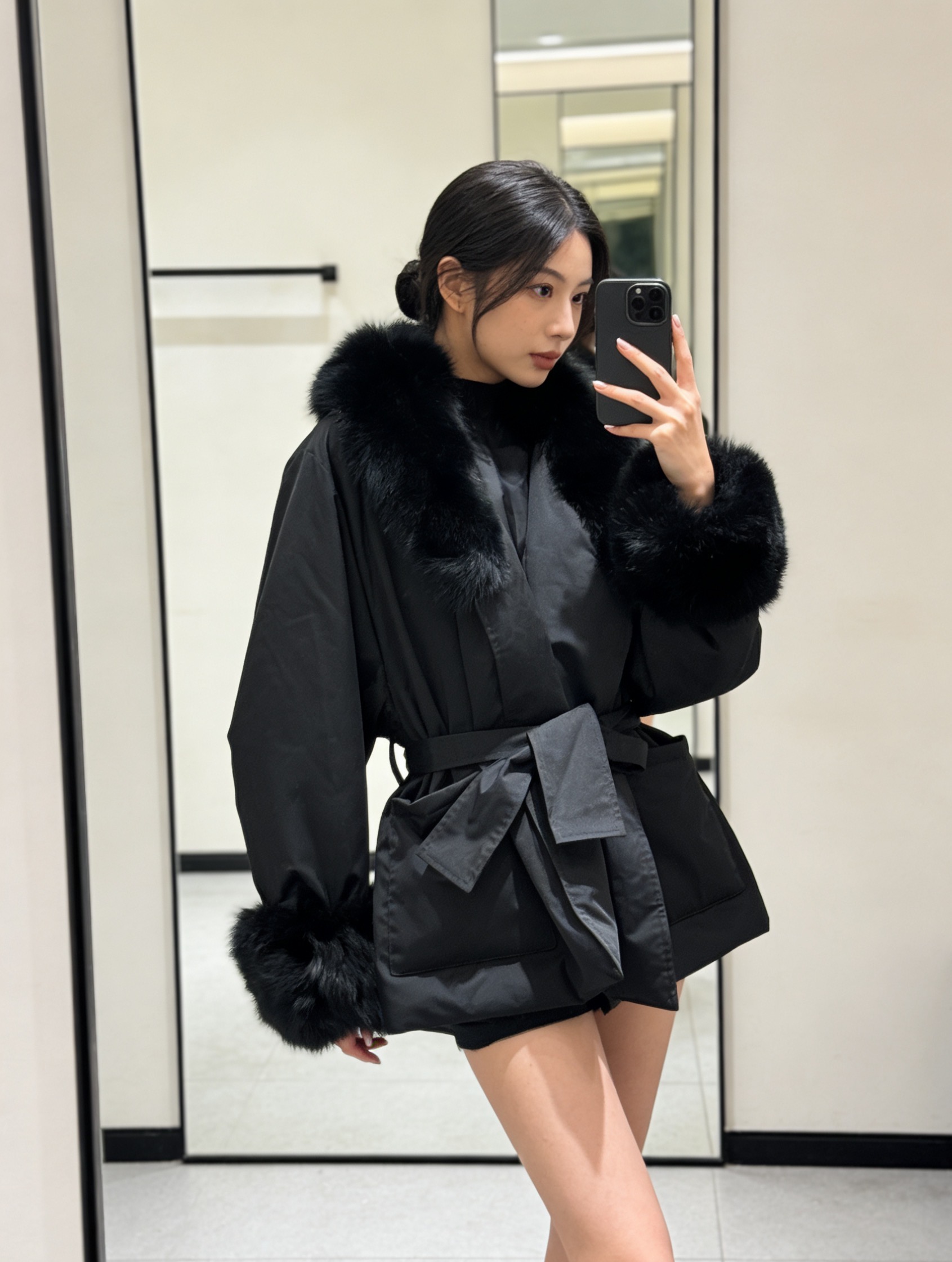 MaxMara Fox Fur Collar Down Coat Elegant Belted Puffer Jacket