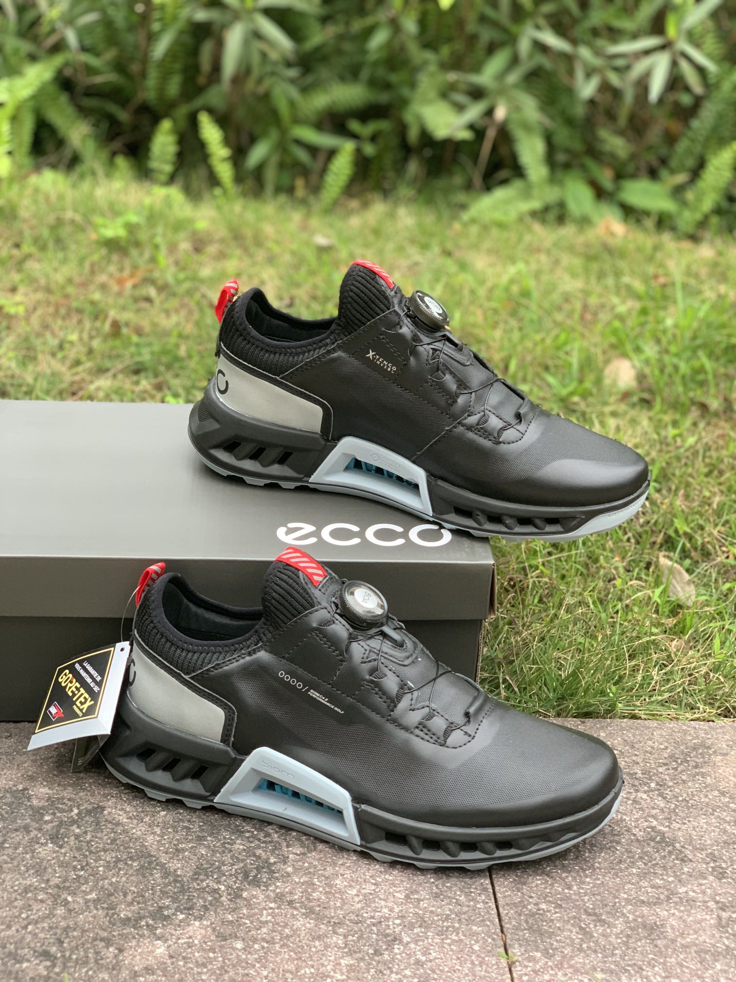 NO:274904,E-home automatic screw buckle tie ECCO Aibu sports shoes men, new low-top white shoes Golf steer C4 130404 Fabric selection of calfskin material Shoe sock cover method Very good wrapping comfort Core technology outsole PU/TPU combination (lightweight Q-elastic) Shoe and footwear is excellent, super comfortable!  Size 39-44. Batch, Sneakers, cowhide19860909E家自动螺旋扣系带 ECCO爱步运动鞋男,新款低帮小白鞋 高尔夫健步C4 130404 面料臻选小牛皮材质 鞋口袜套做法 包裹性舒适性特别好 核心科技大底PU/TPU组合（轻便 Q弹） 减震效果很赞 上脚超级舒服！尺码39-44码.批,,sneakers,cowhide,Men's shoes