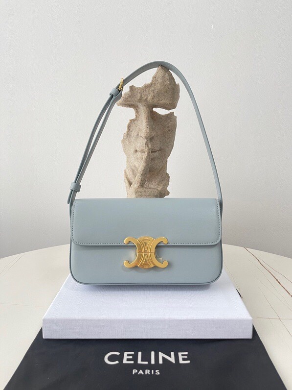 Celine Triomphe Bag: Stylish Shoulder Bag with Iconic Logo 3 i1711678548 1965 4